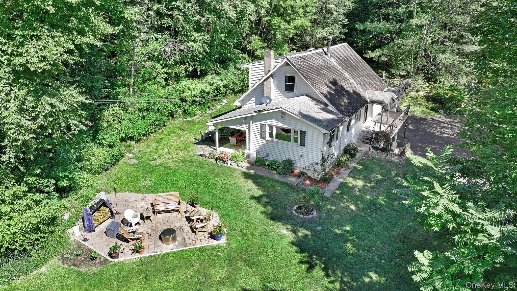 75 Kingston Avenue, Wurtsboro, NY 12790