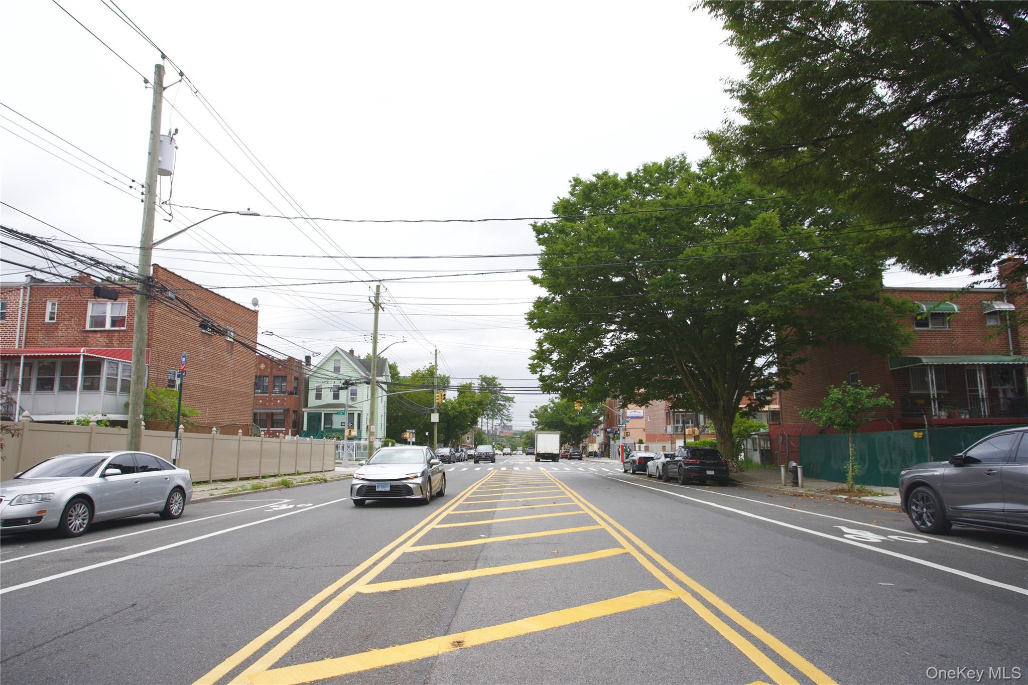 3717 Bronxwood Ave, Bronx, NY 10469