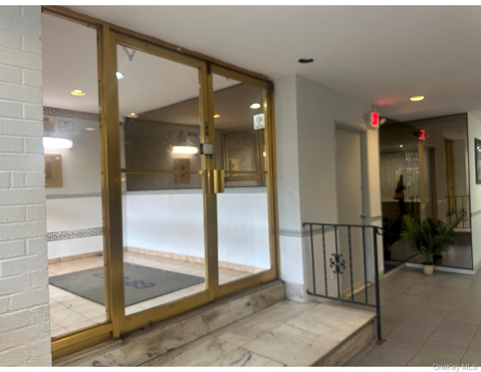 222-89 Braddock Avenue # 1G, Bellerose, NY 11428