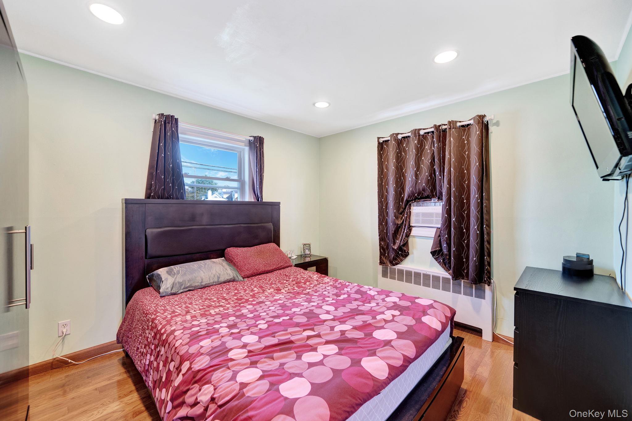 35 Myers Avenue, Hicksville, NY 11801