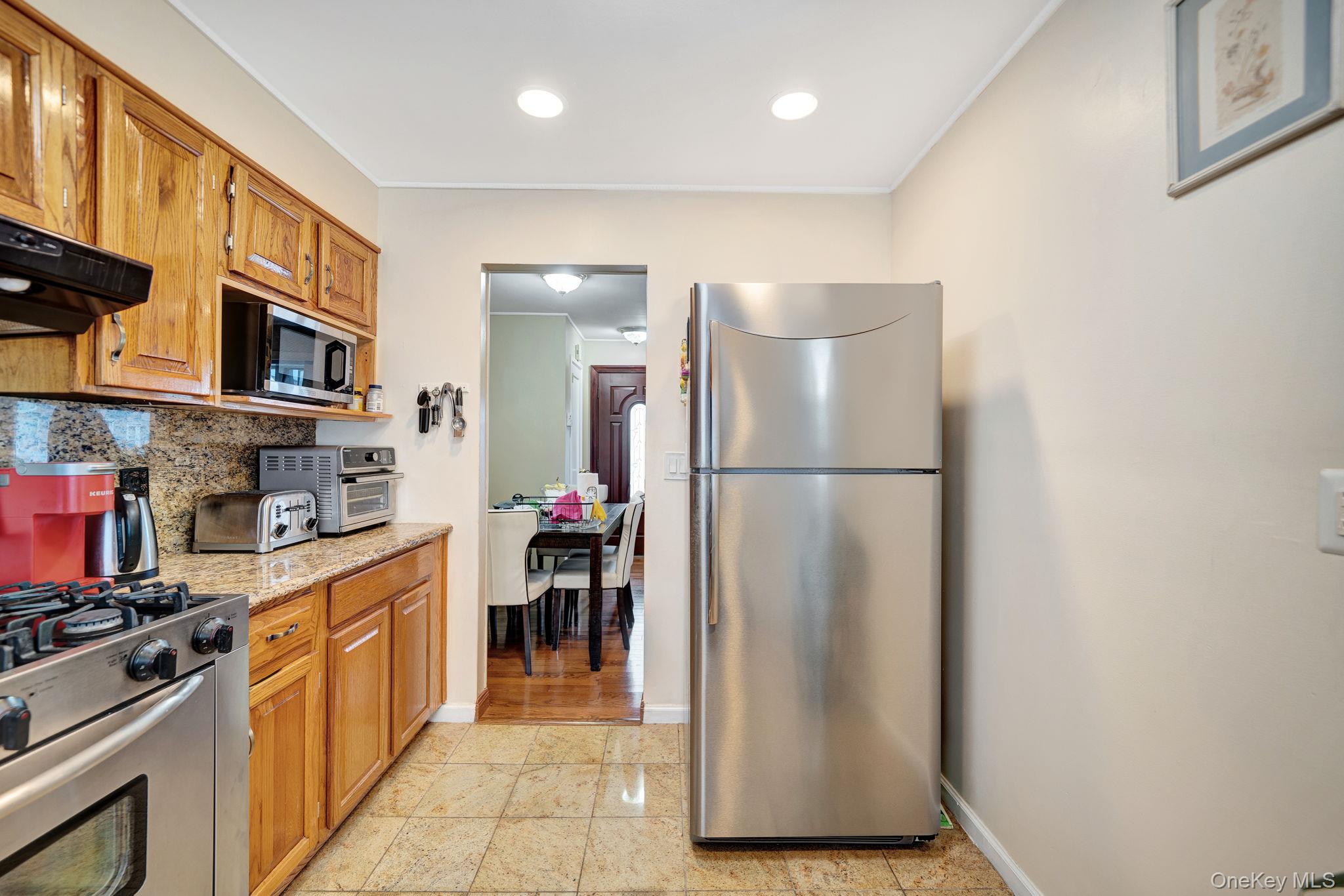 35 Myers Avenue, Hicksville, NY 11801