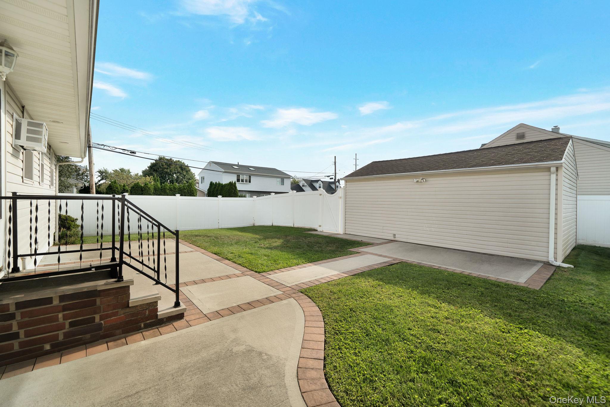 35 Myers Avenue, Hicksville, NY 11801