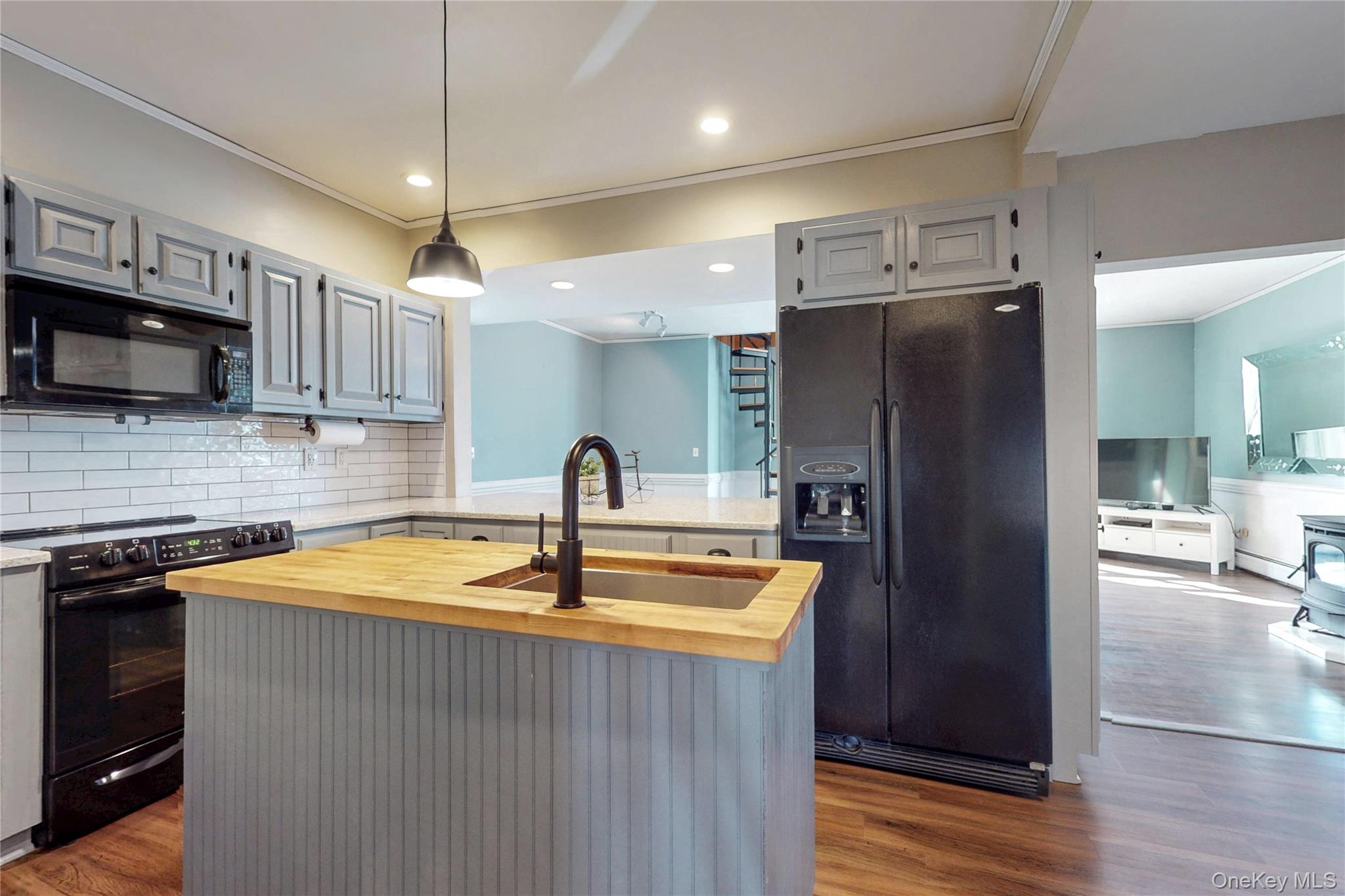 99 Walnut Street, Walden, NY 12586