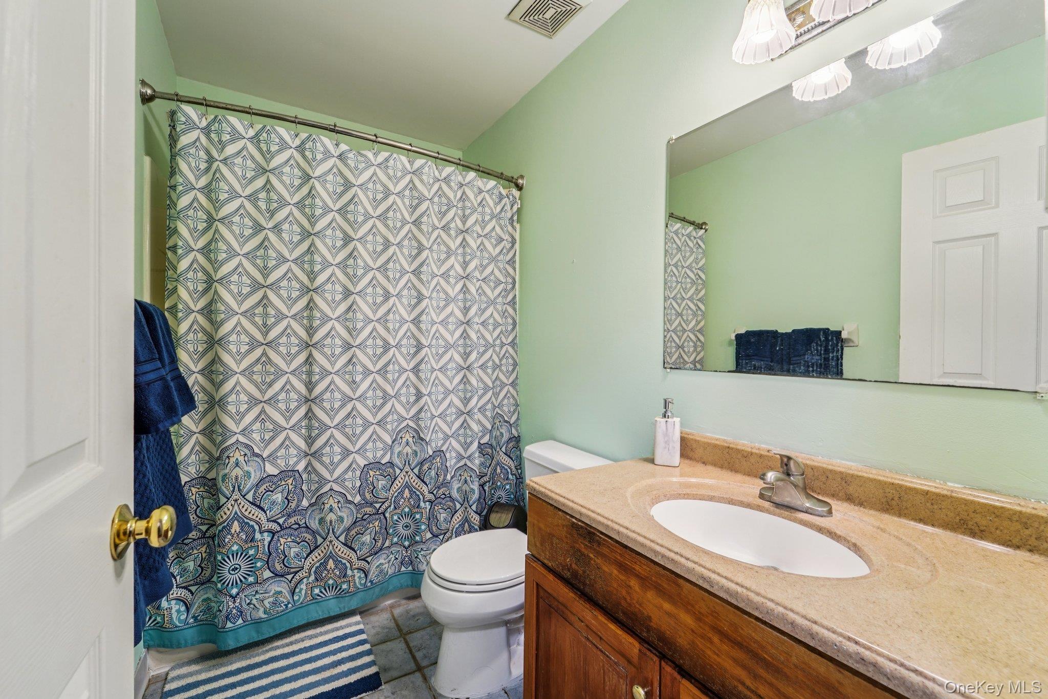 64 Palomino Place, New Windsor, NY 12553