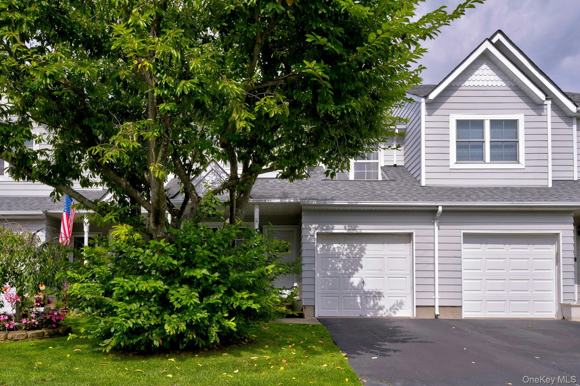 85 Sprucewood Boulevard, Central Islip, NY 11722