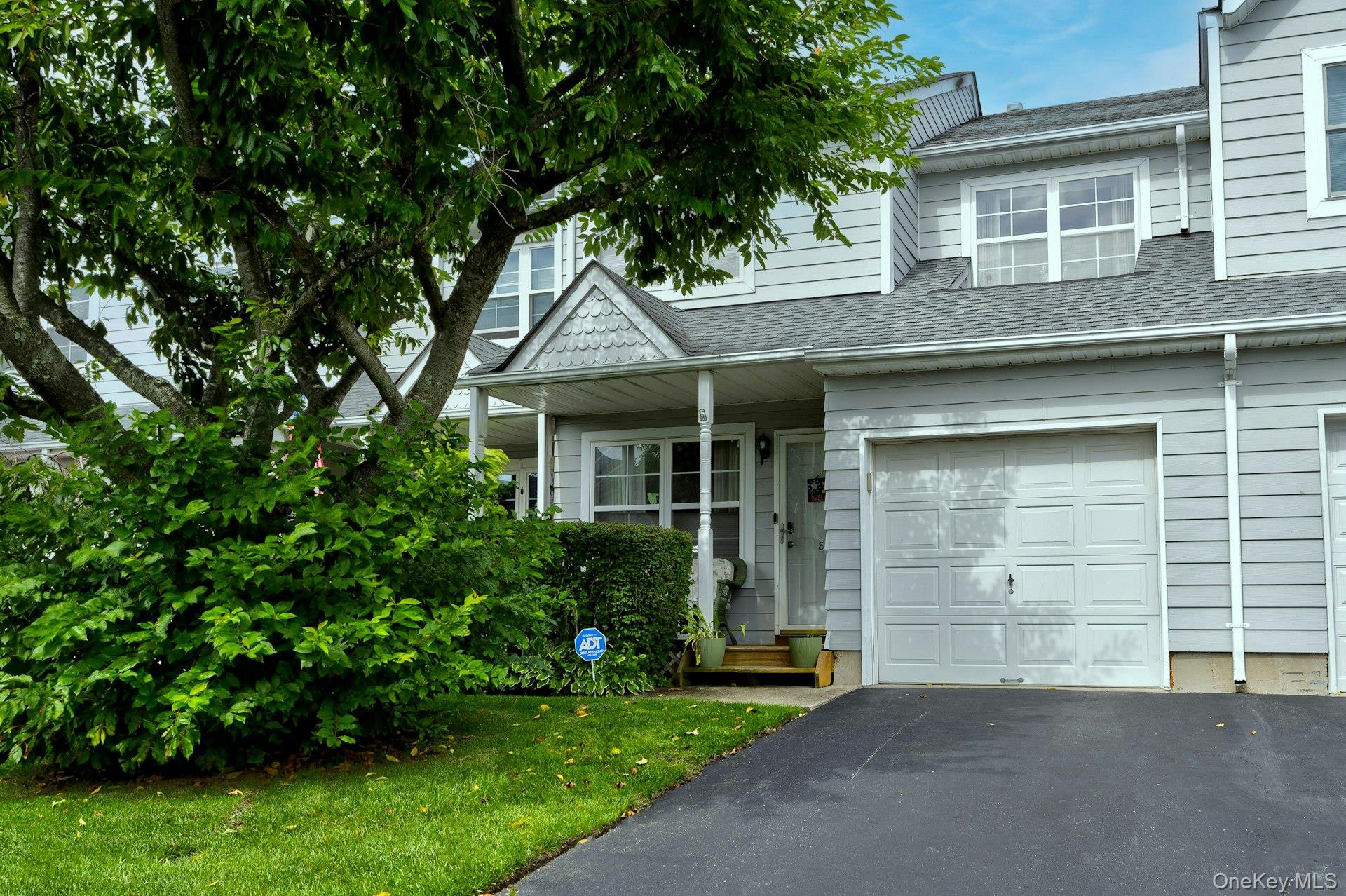 85 Sprucewood Boulevard, Central Islip, NY 11722