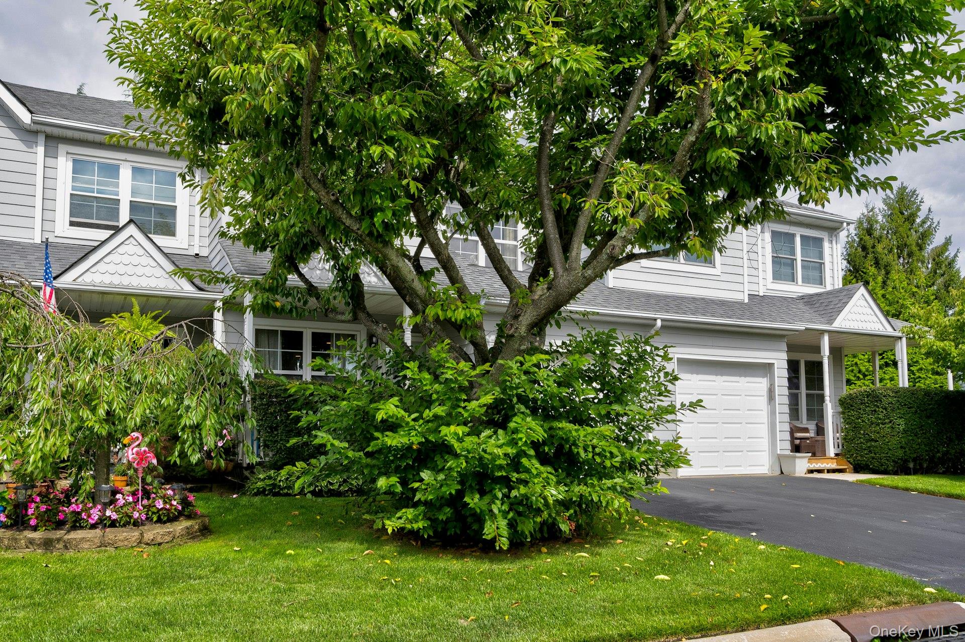 85 Sprucewood Boulevard, Central Islip, NY 11722