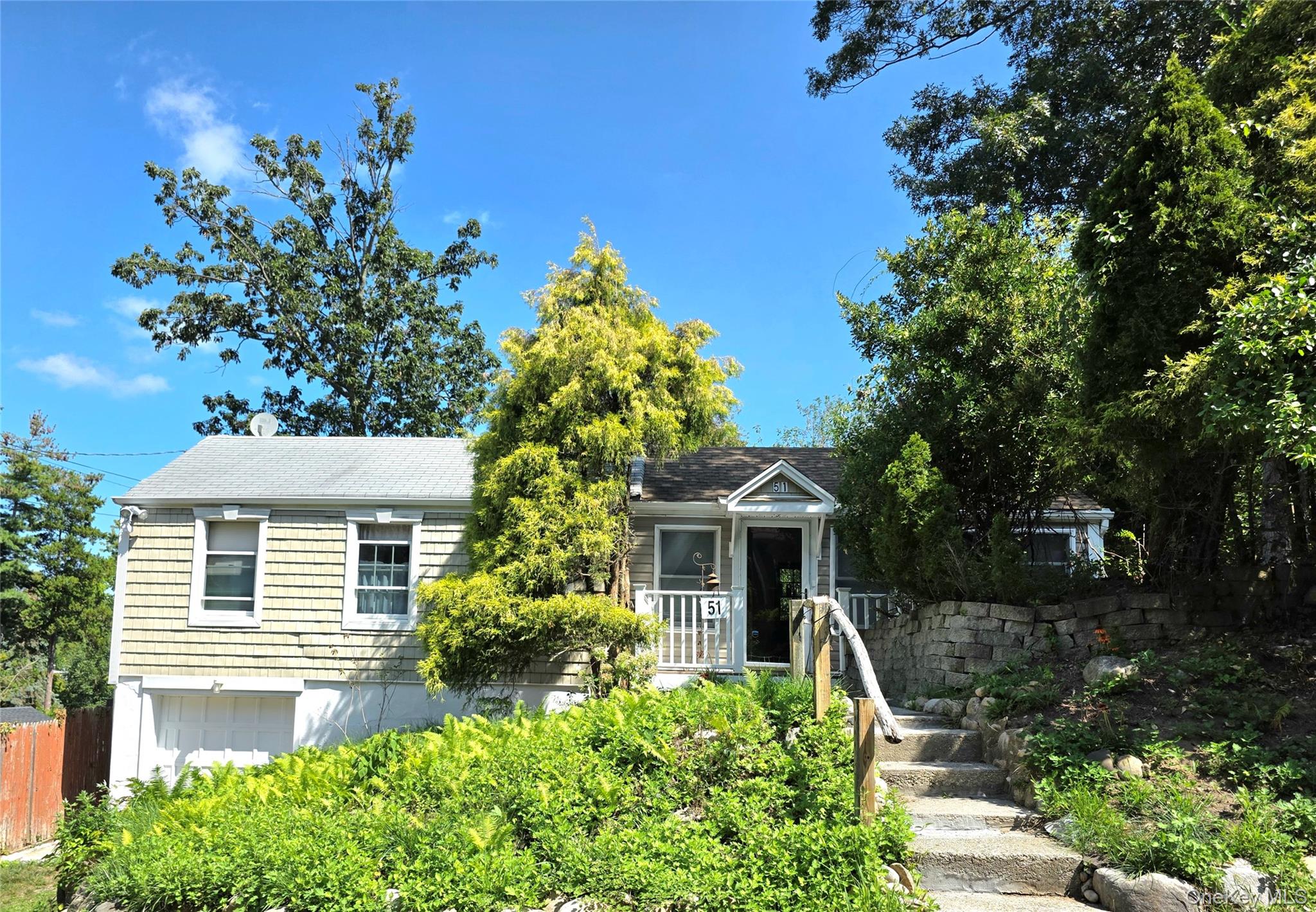 51 Aloma Road, Rocky Point, NY 11778