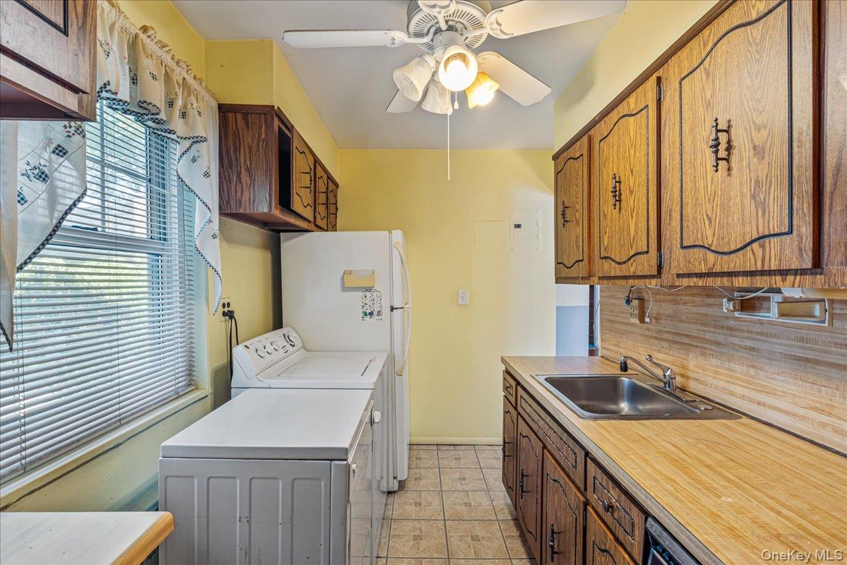 249-30 57 Avenue # 1, Little Neck, NY 11362