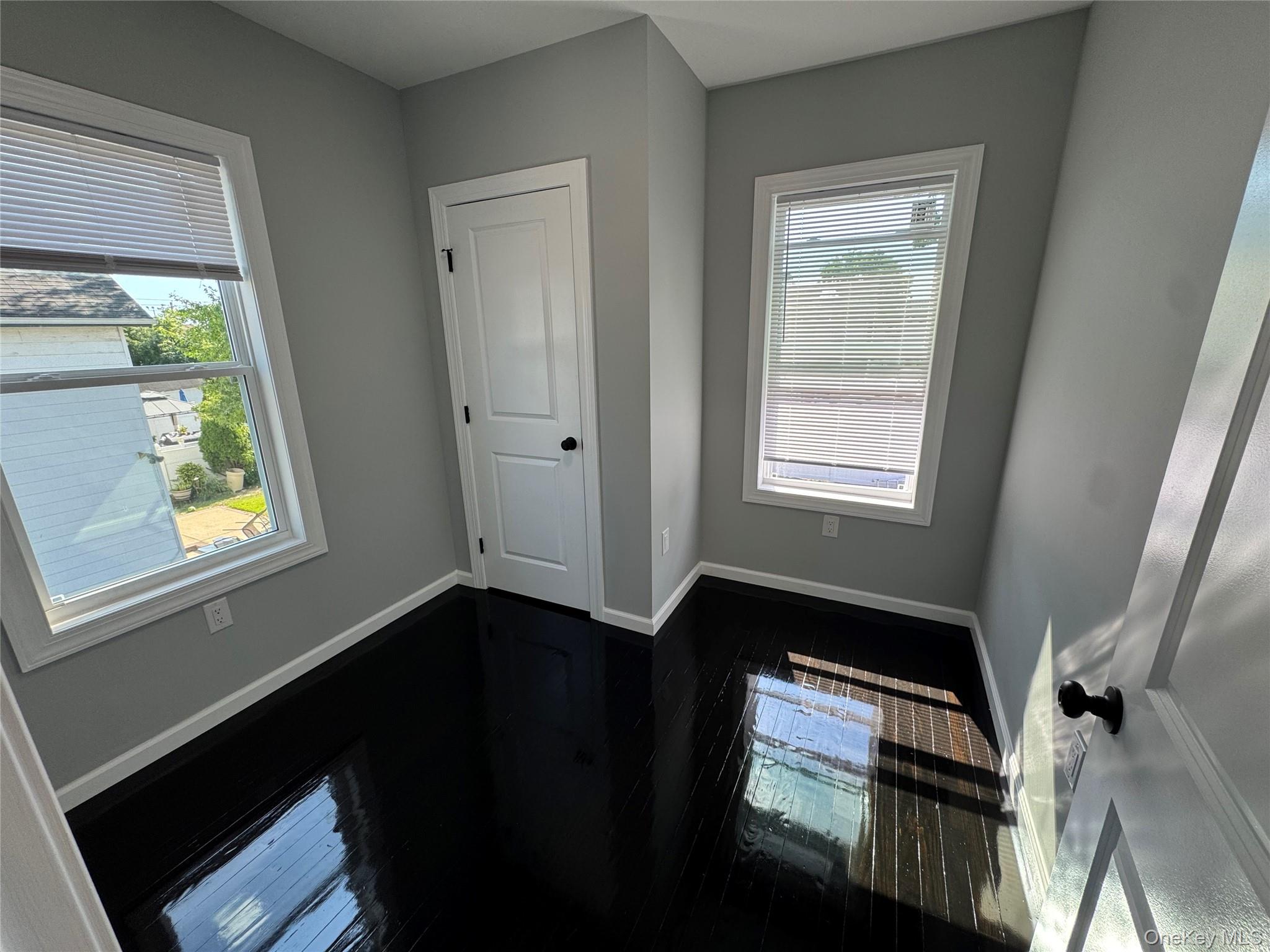 16 Garfield Place, Hempstead, NY 11550