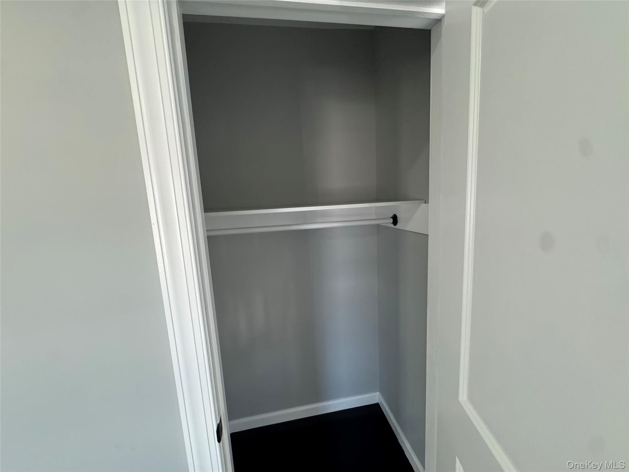 16 Garfield Place, Hempstead, NY 11550