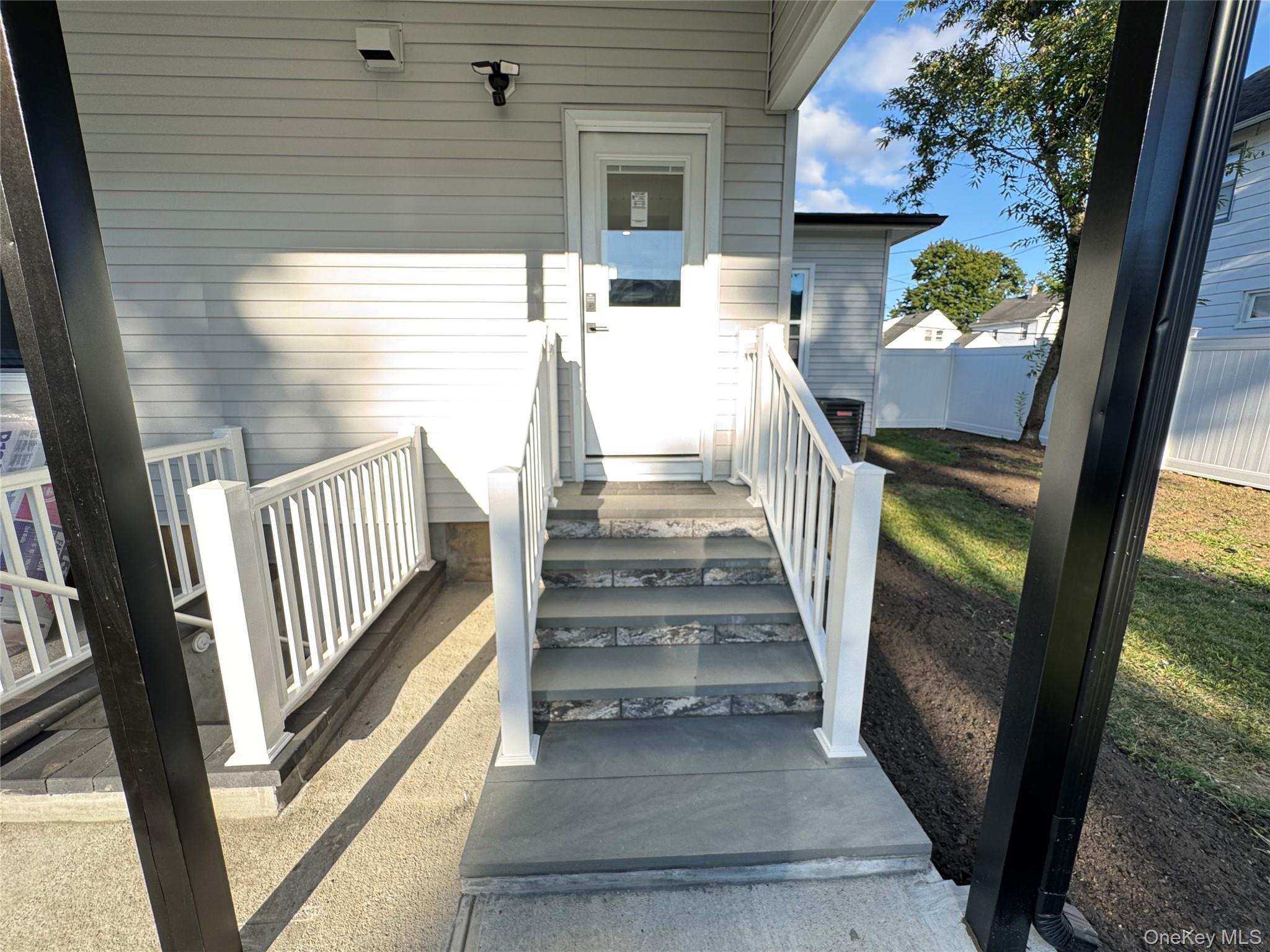 16 Garfield Place, Hempstead, NY 11550