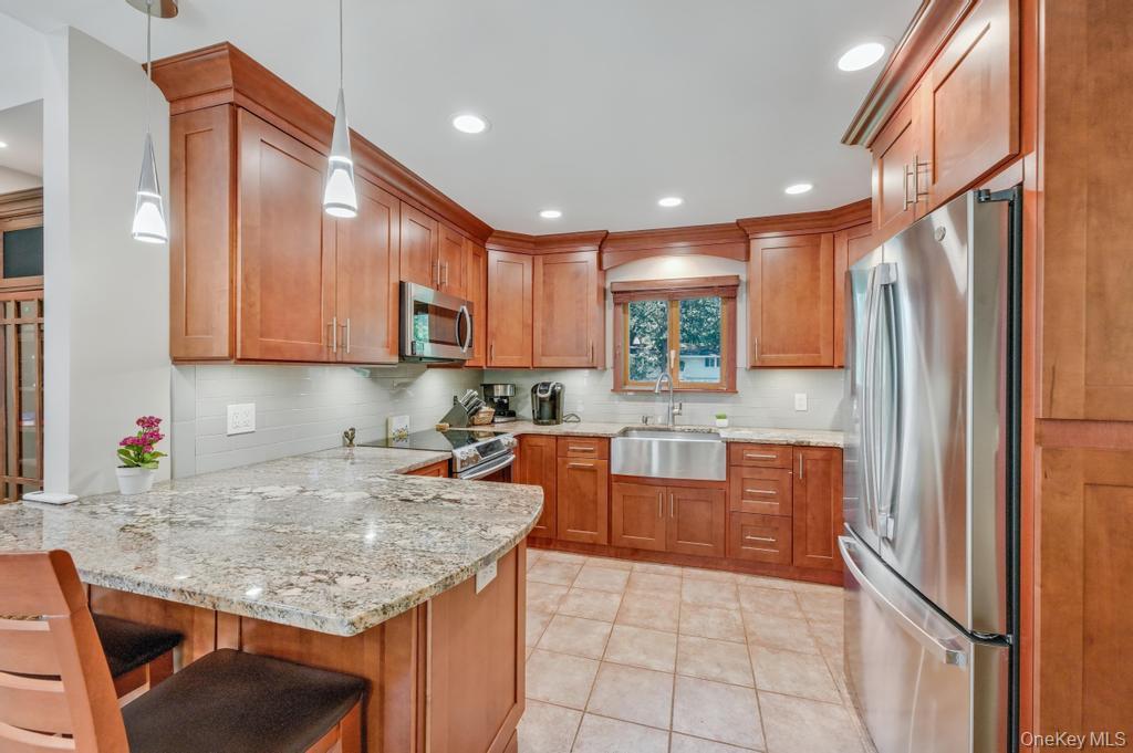 1 Deepdale Drive, Commack, NY 11725