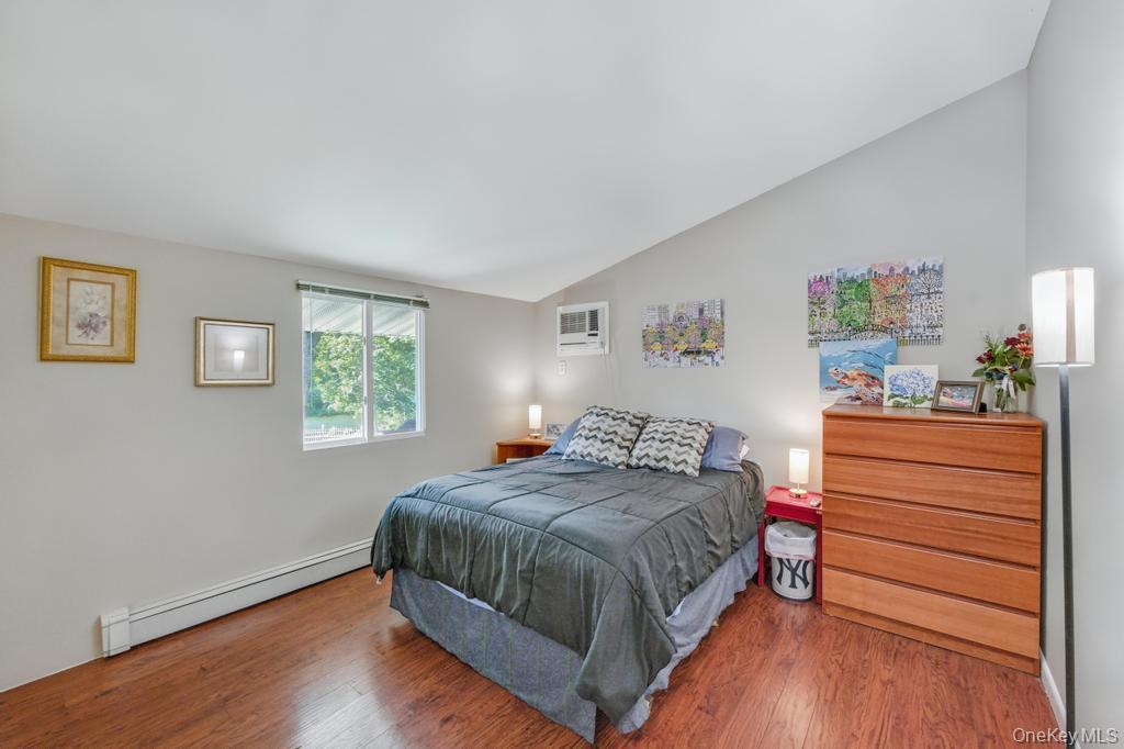 1 Deepdale Drive, Commack, NY 11725