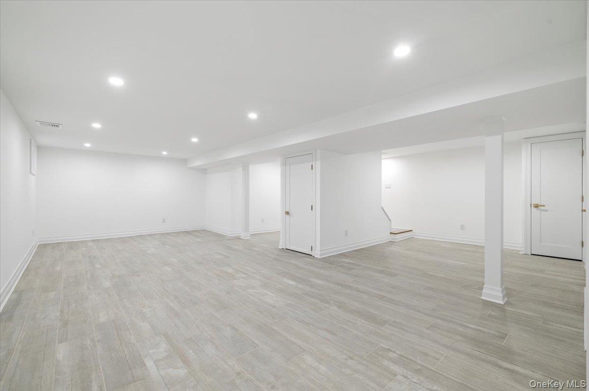 168 Martens Avenue, Valley Stream, NY 11580