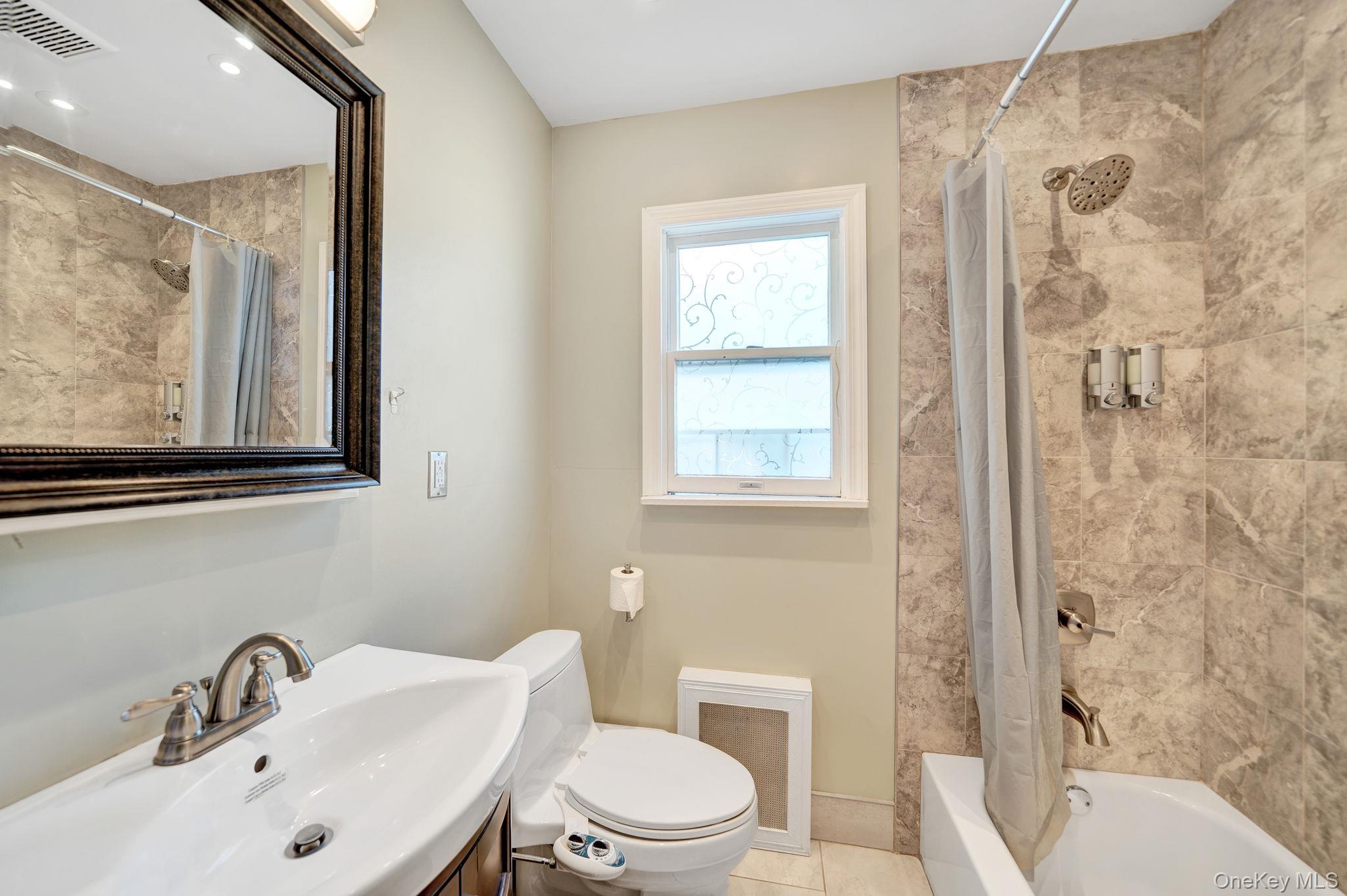 138 Ormonde Boulevard, Valley Stream, NY 11580