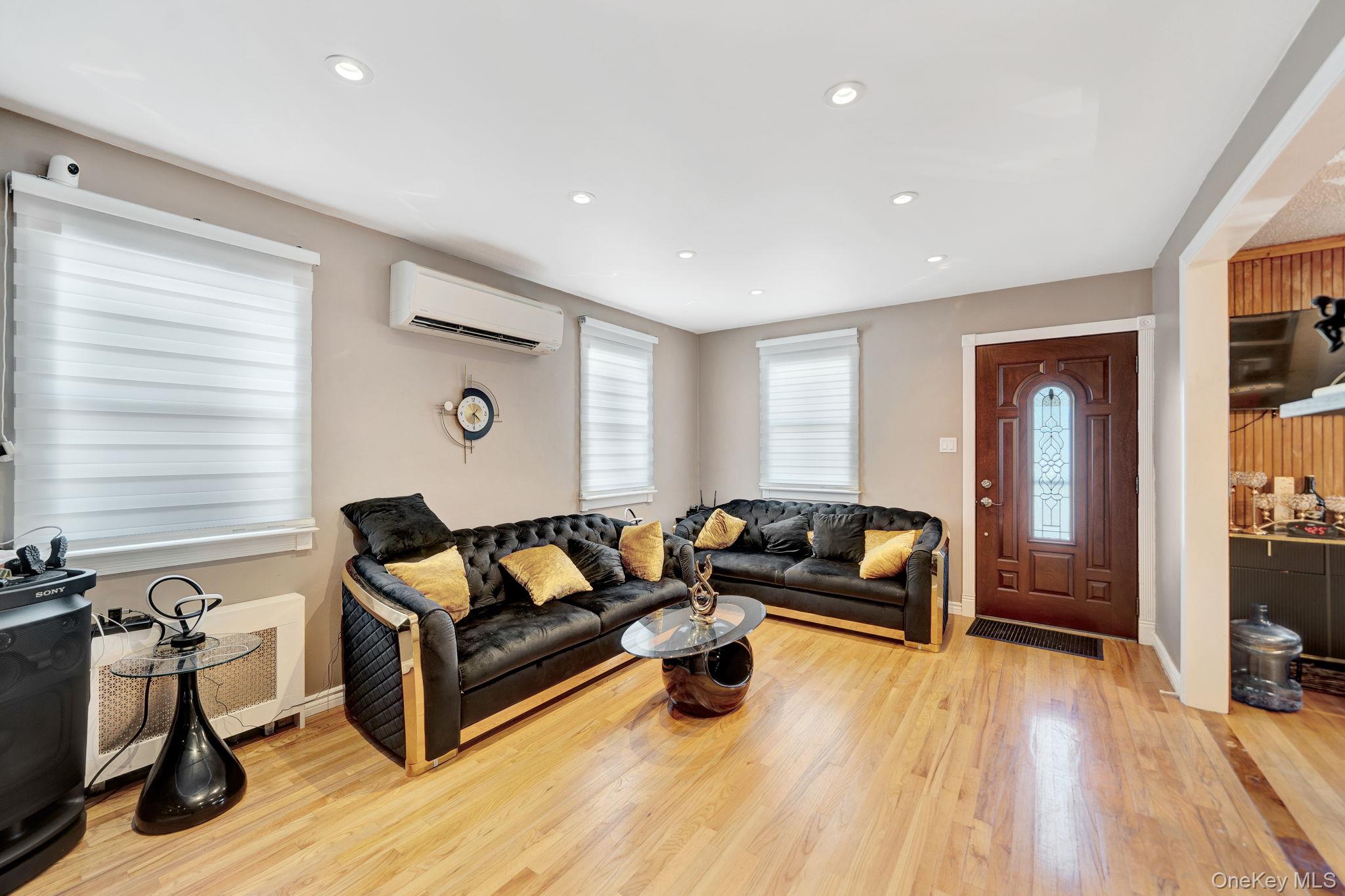 138 Ormonde Boulevard, Valley Stream, NY 11580