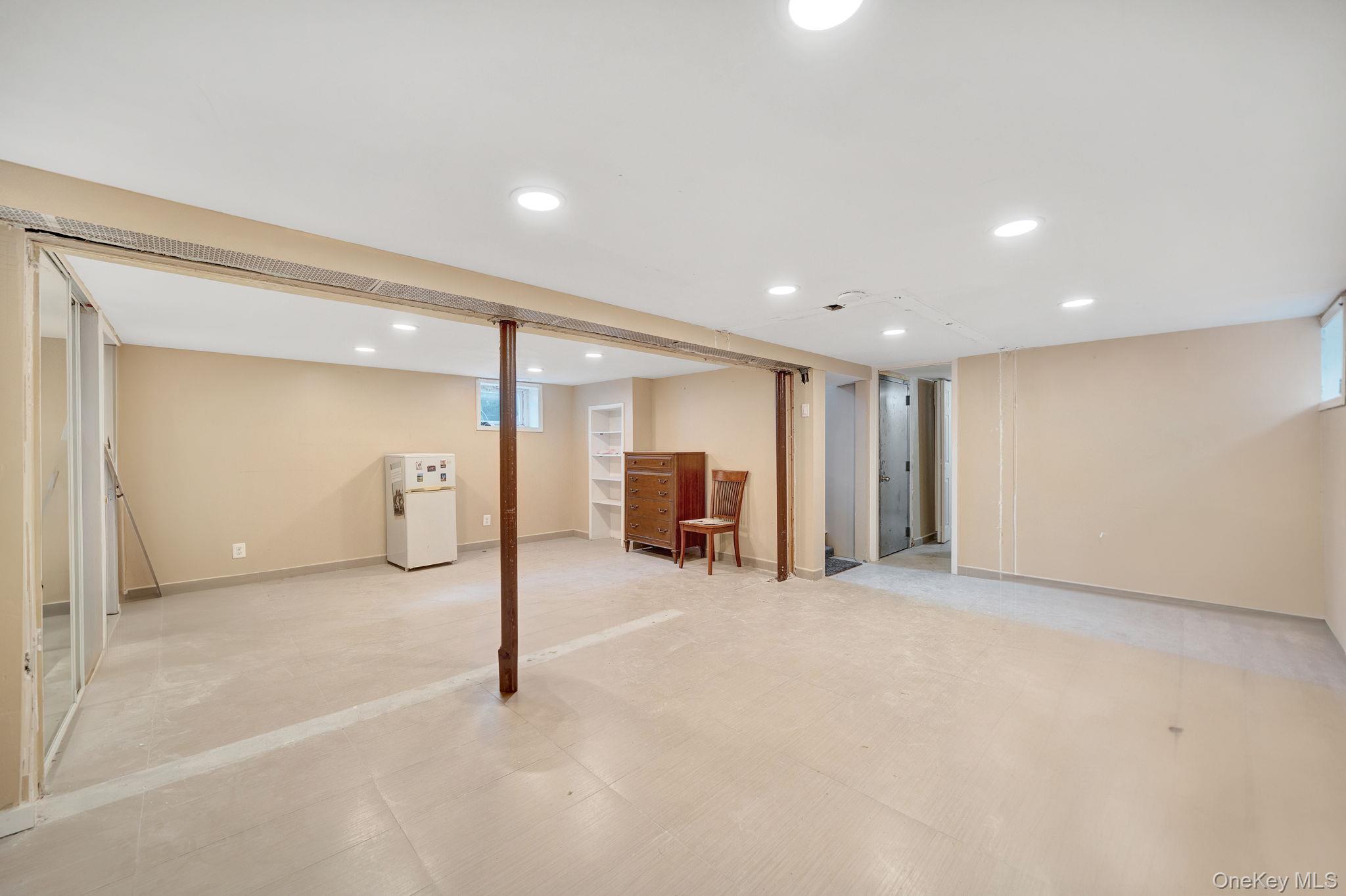 138 Ormonde Boulevard, Valley Stream, NY 11580