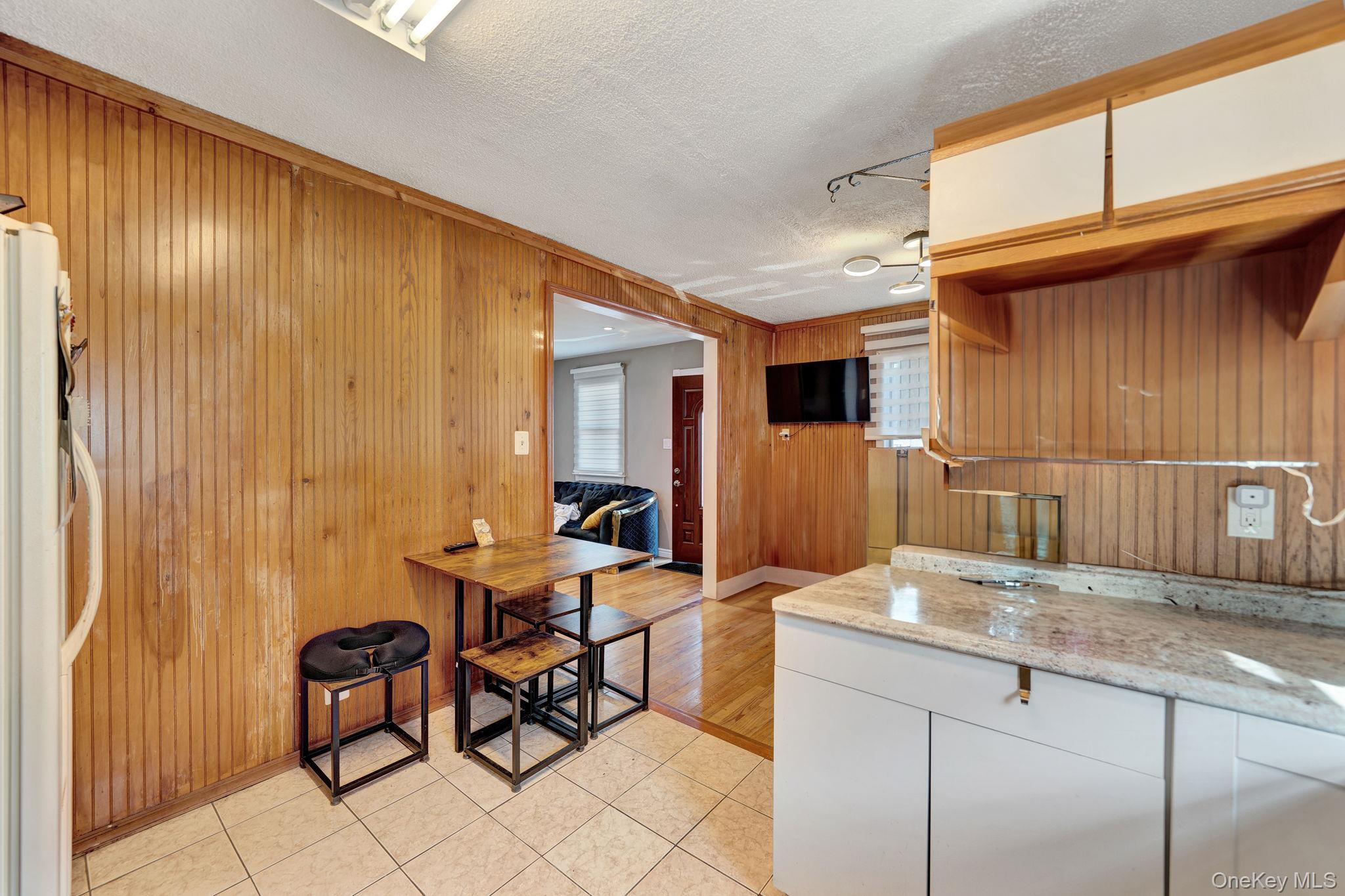 138 Ormonde Boulevard, Valley Stream, NY 11580