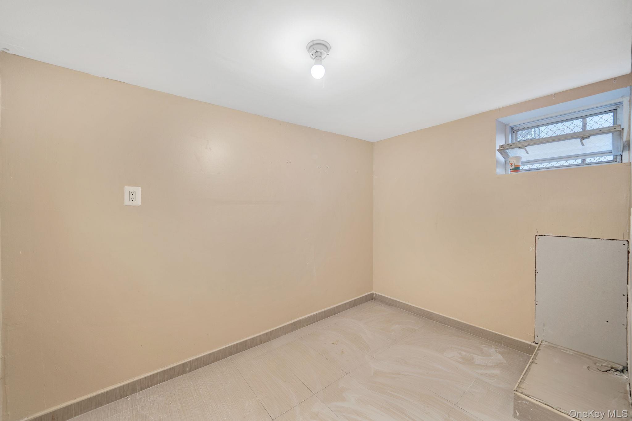 138 Ormonde Boulevard, Valley Stream, NY 11580