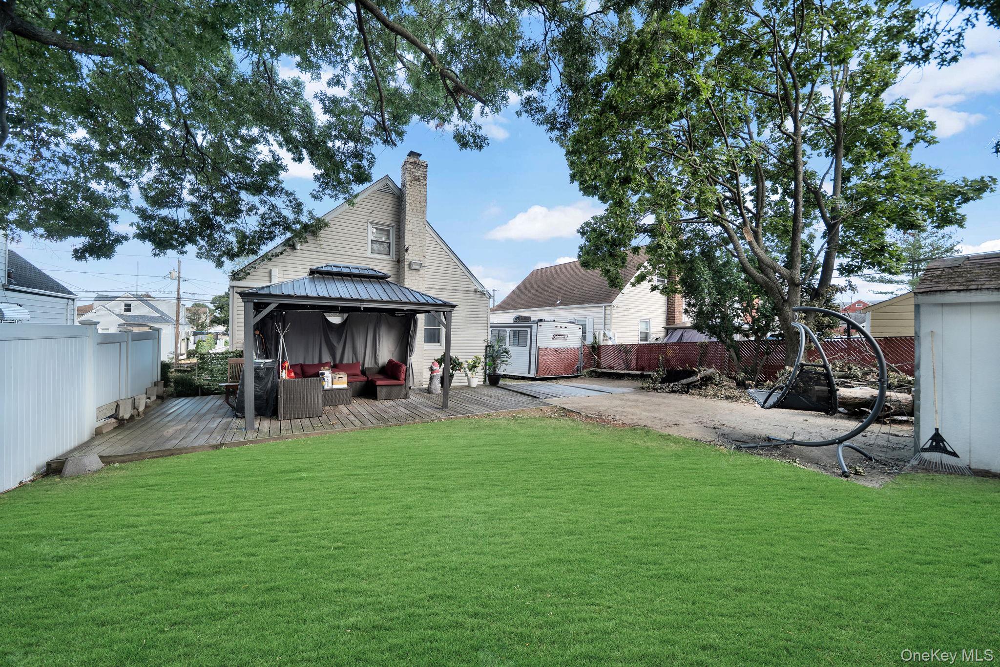 138 Ormonde Boulevard, Valley Stream, NY 11580