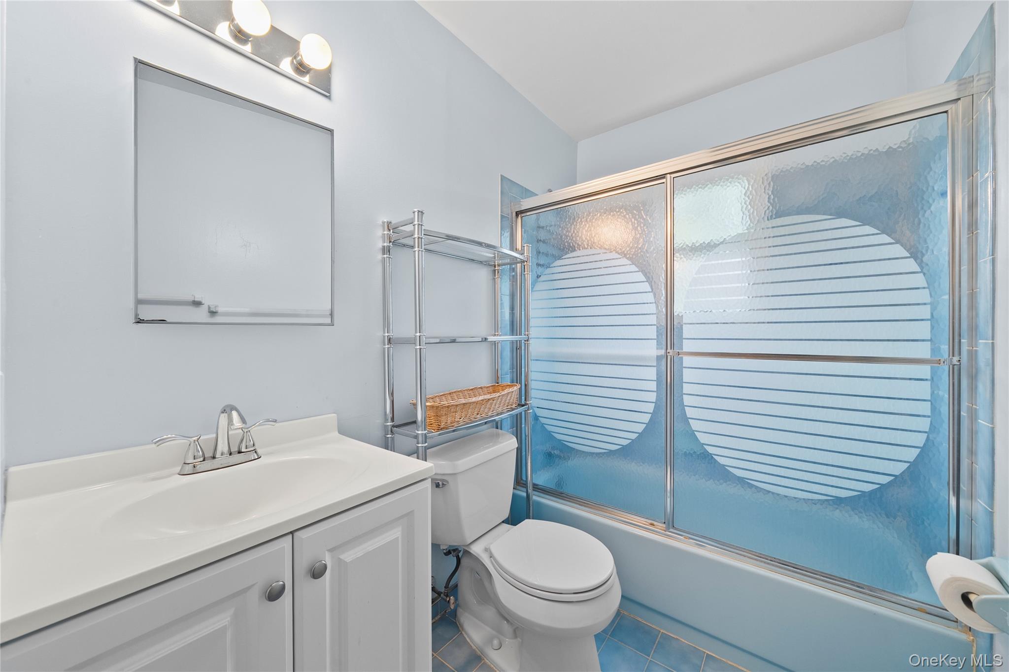 42 Schoolhouse Road, Old Bethpage, NY 11804