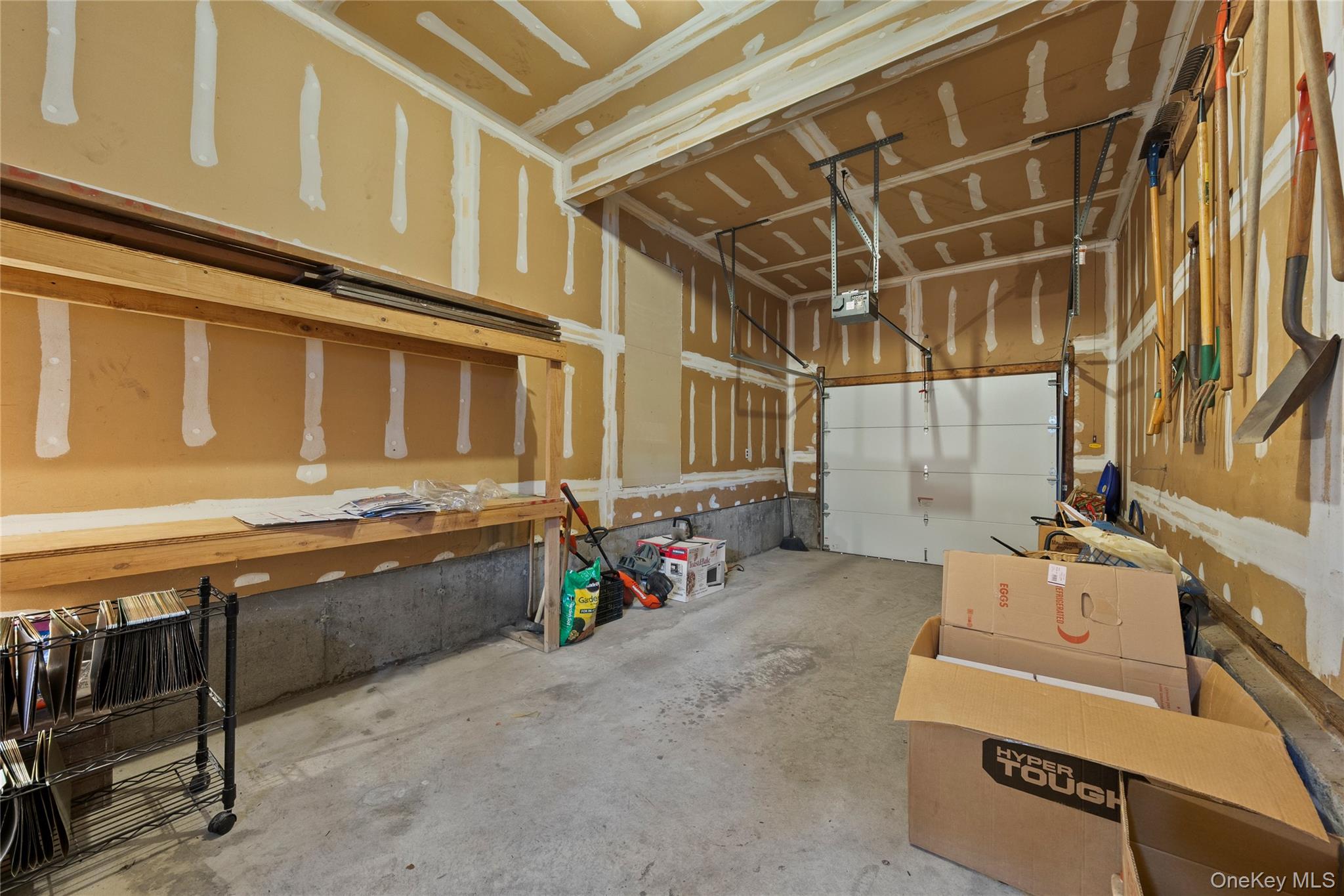 42 Schoolhouse Road, Old Bethpage, NY 11804