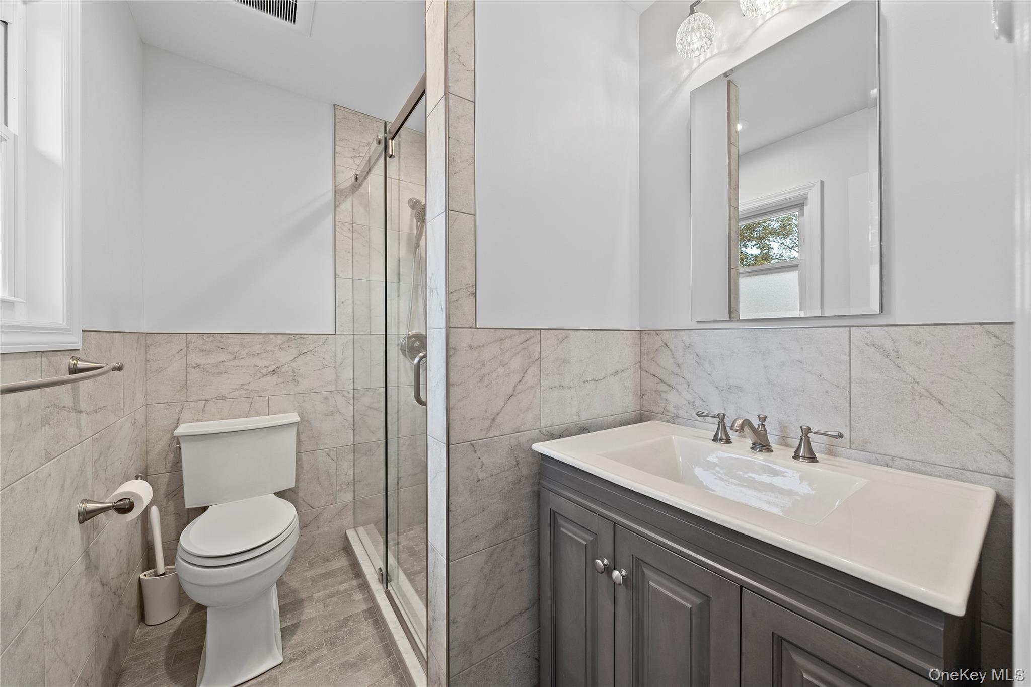 42 Schoolhouse Road, Old Bethpage, NY 11804