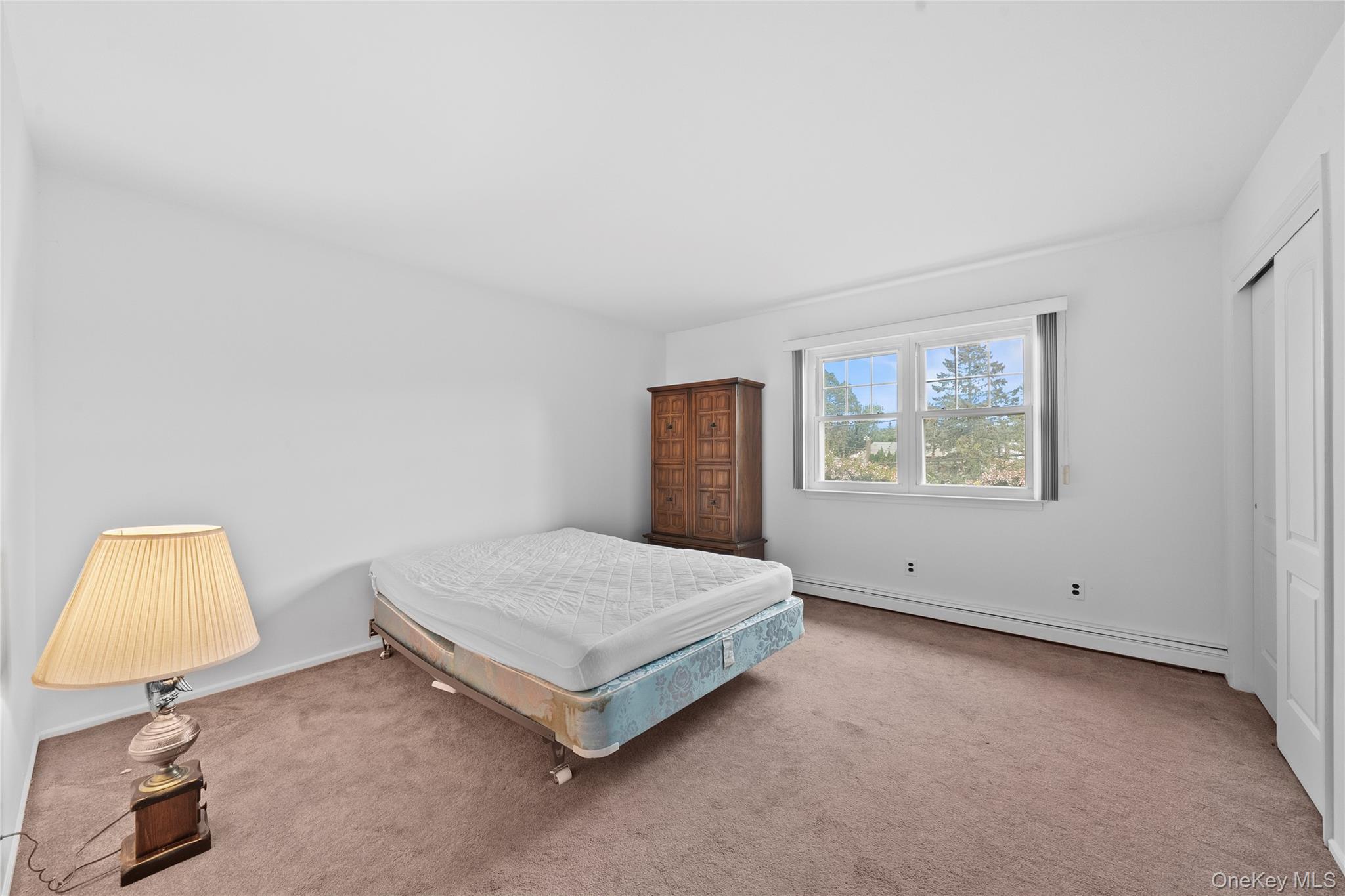 42 Schoolhouse Road, Old Bethpage, NY 11804