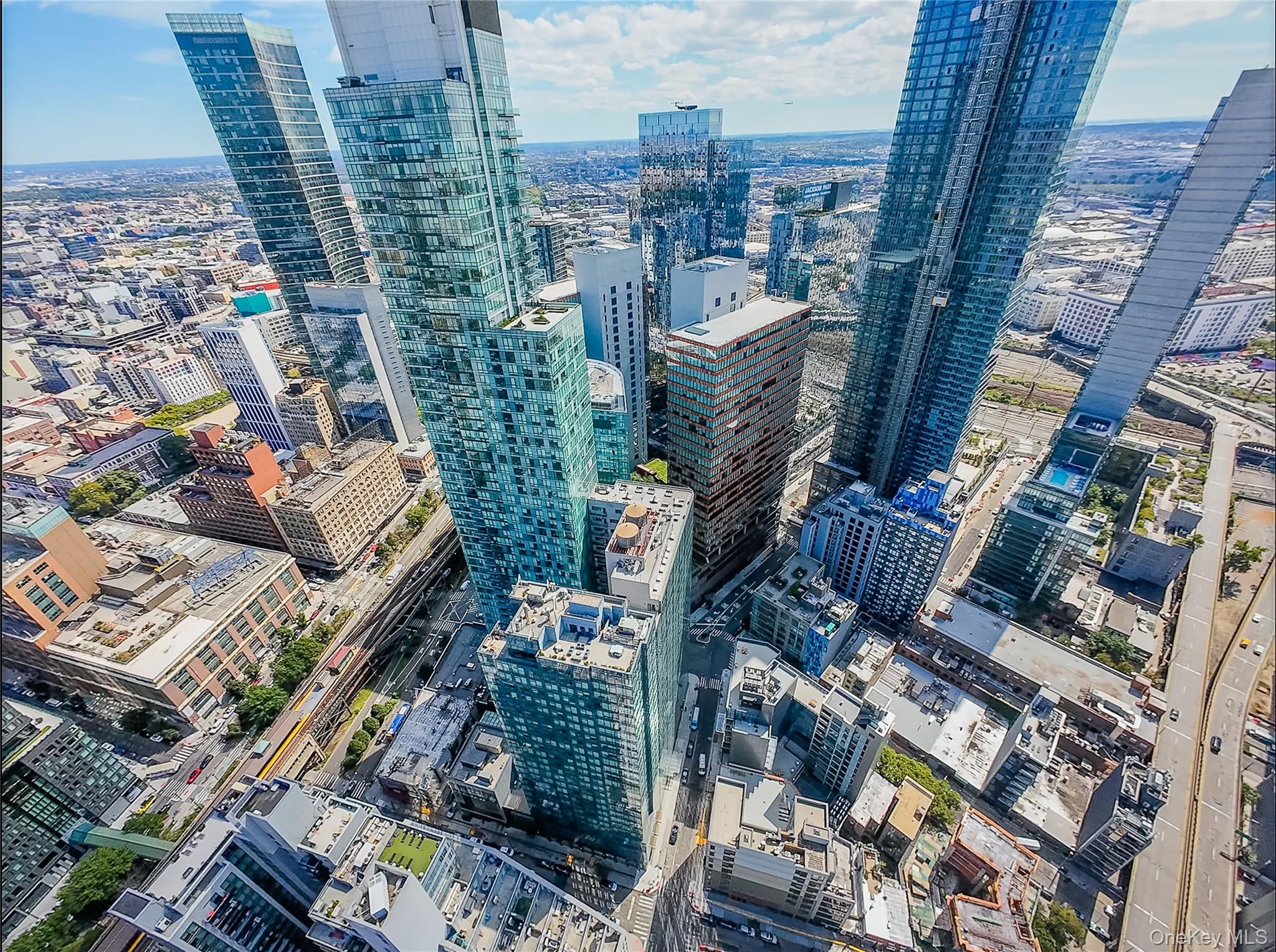 2717 42nd Road # 7E, Long Island City, NY 11101