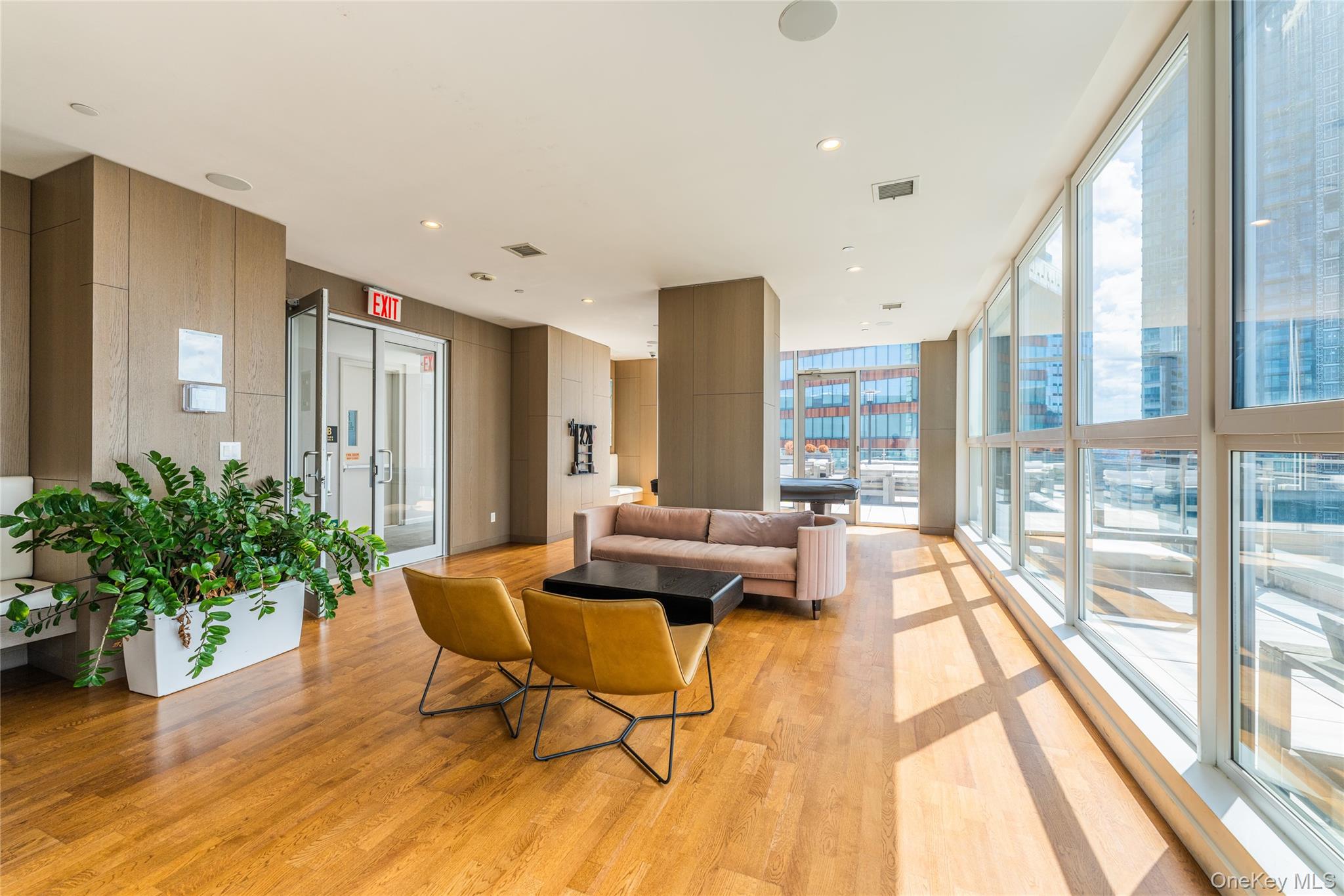 2717 42nd Road # 7E, Long Island City, NY 11101