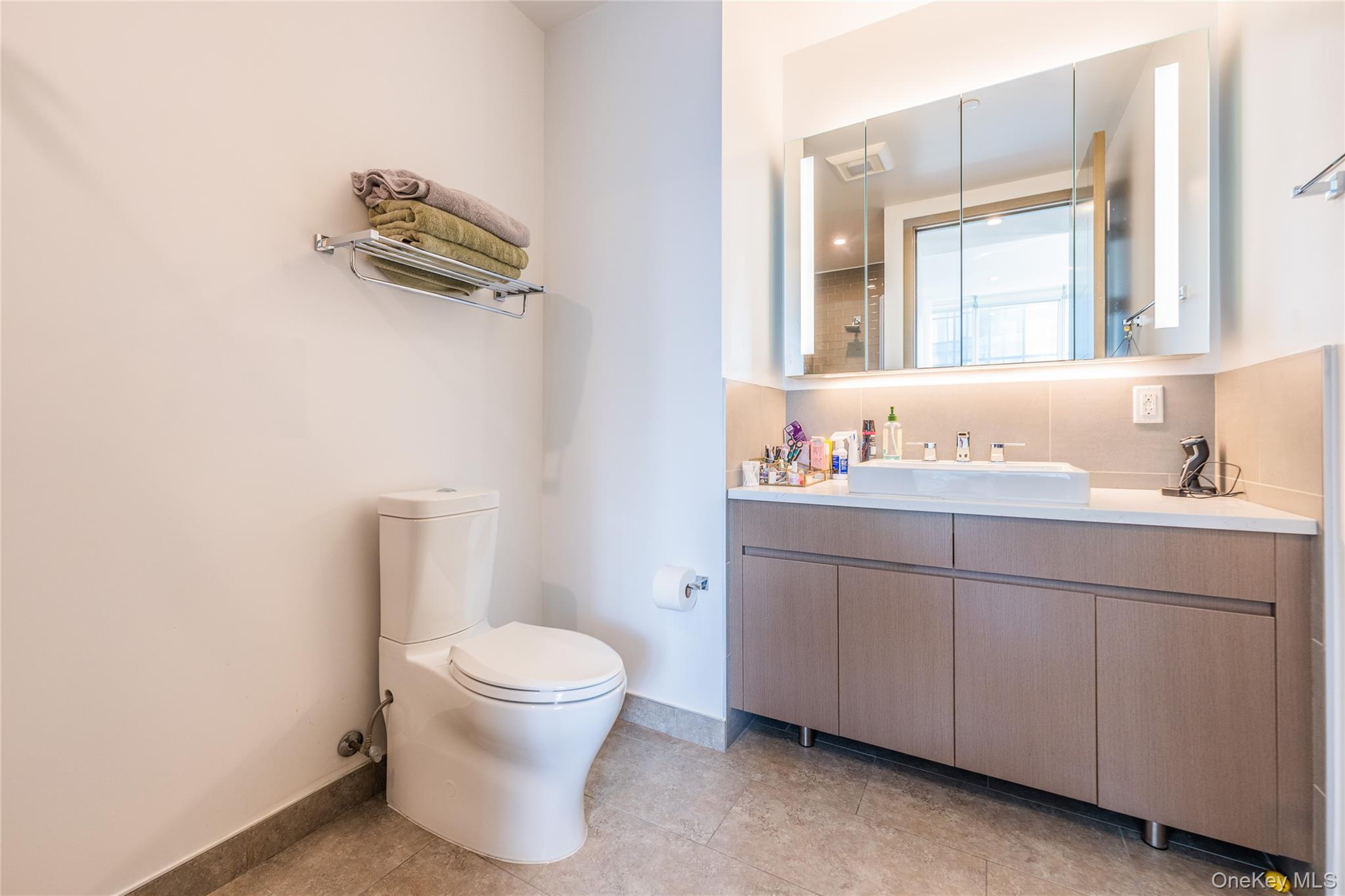 2717 42nd Road # 7E, Long Island City, NY 11101