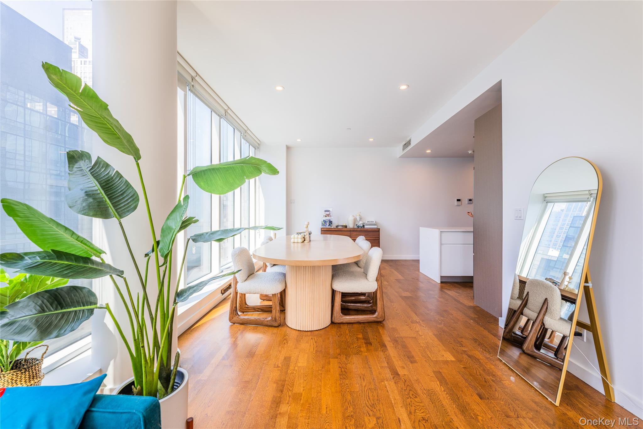 2717 42nd Road # 7E, Long Island City, NY 11101