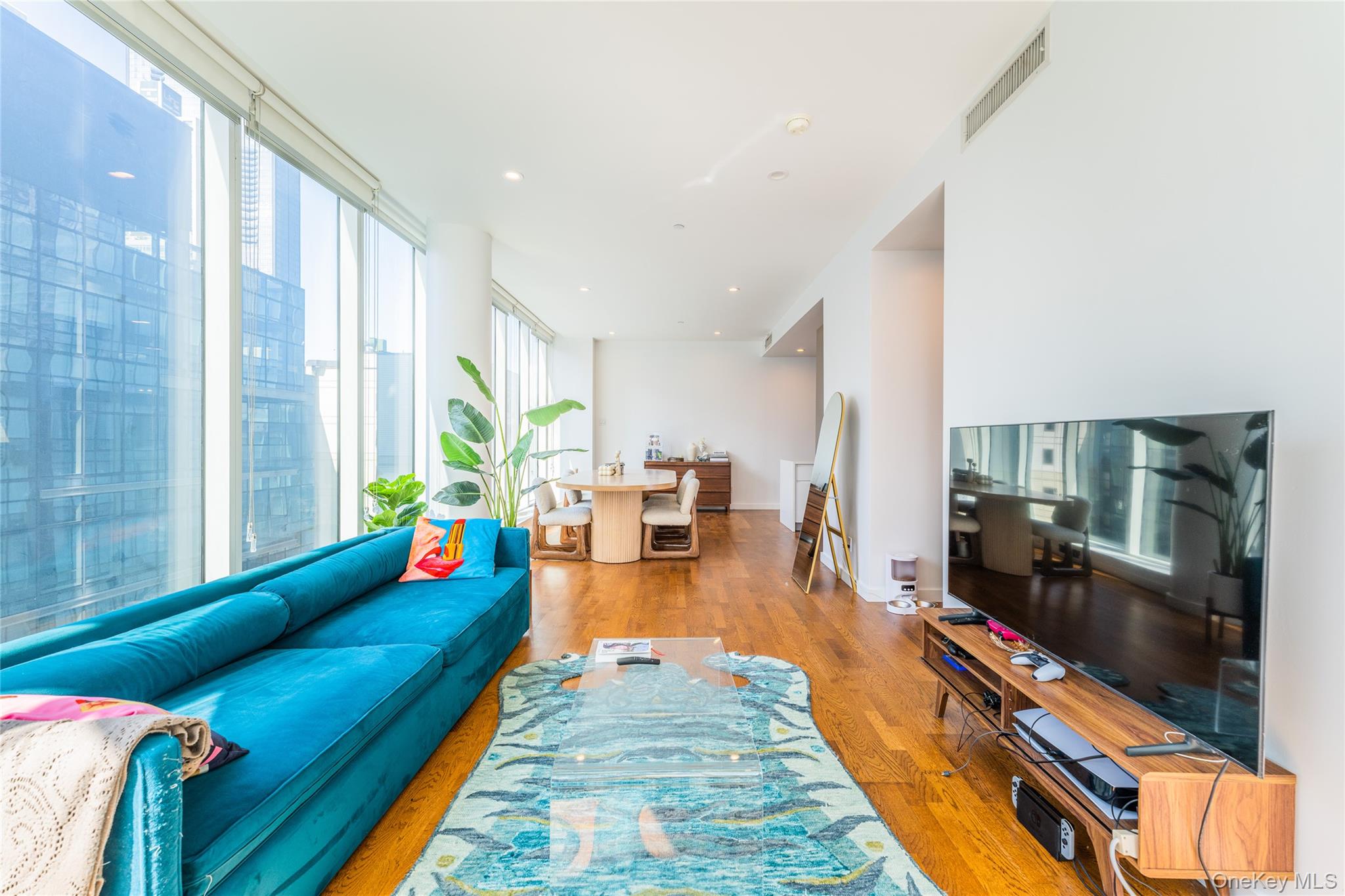 2717 42nd Road # 7E, Long Island City, NY 11101