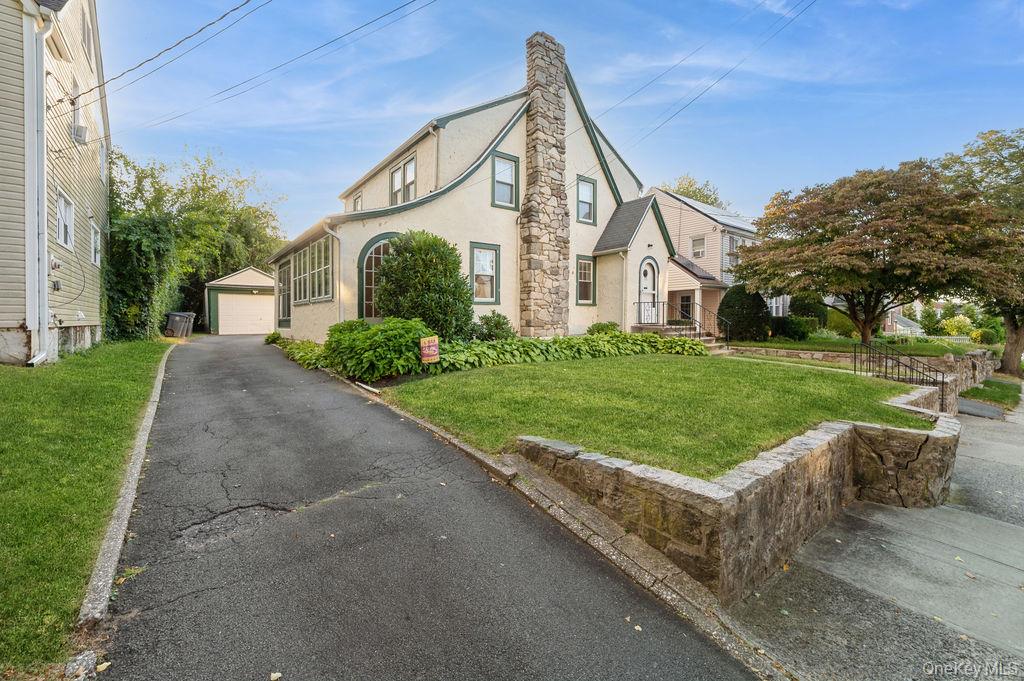 53 Jefferson Avenue, White Plains, NY 10606