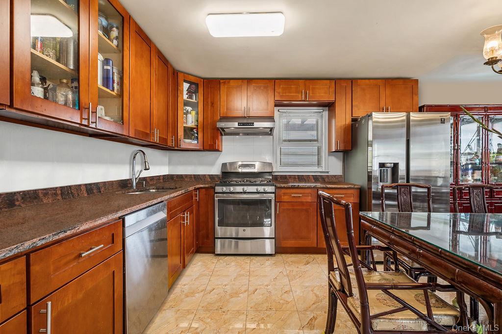 200-07 17th Avenue, Bayside, NY 11360