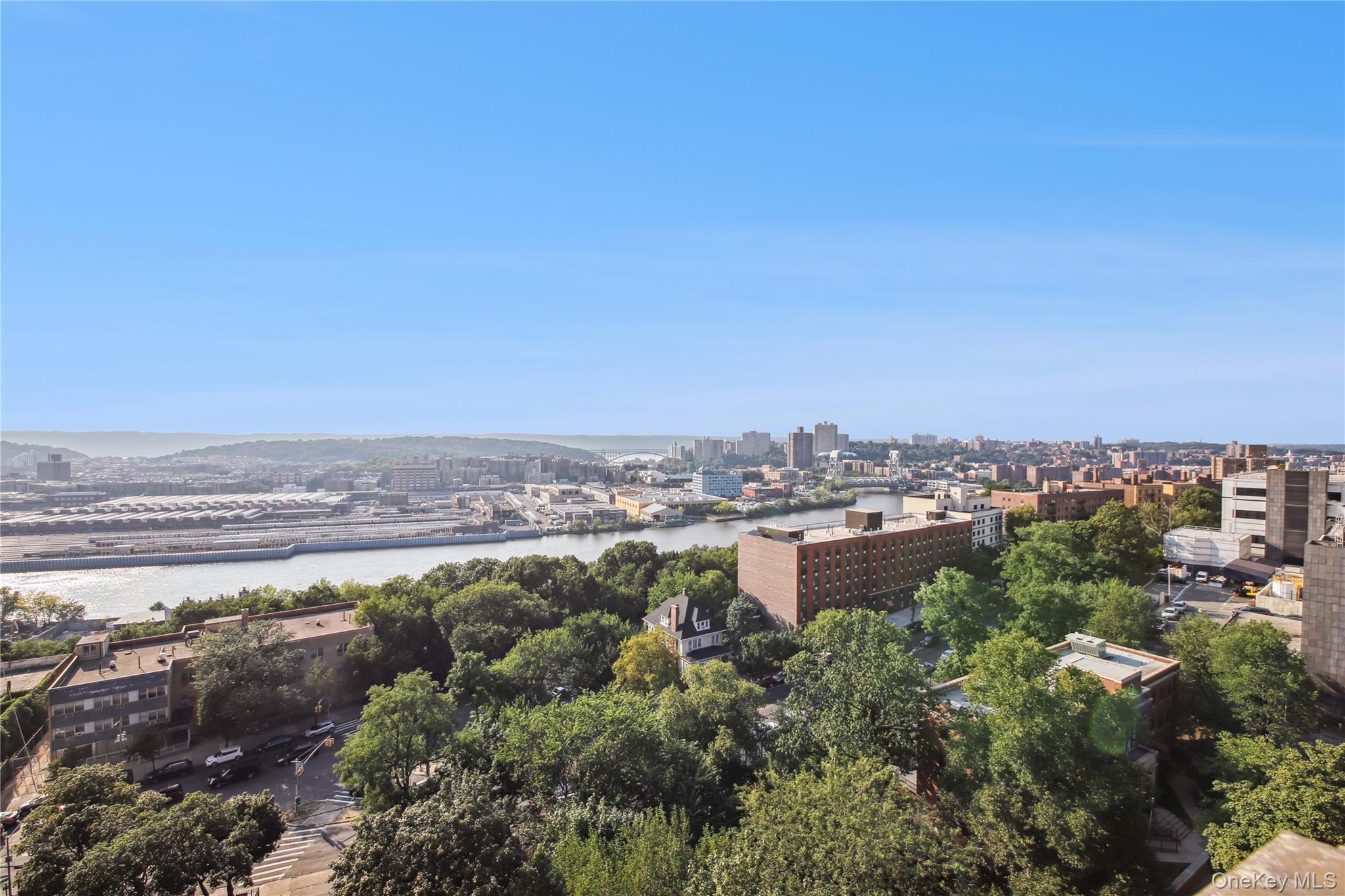 5 Fordham Hill Oval # 15A, Bronx, NY 10468