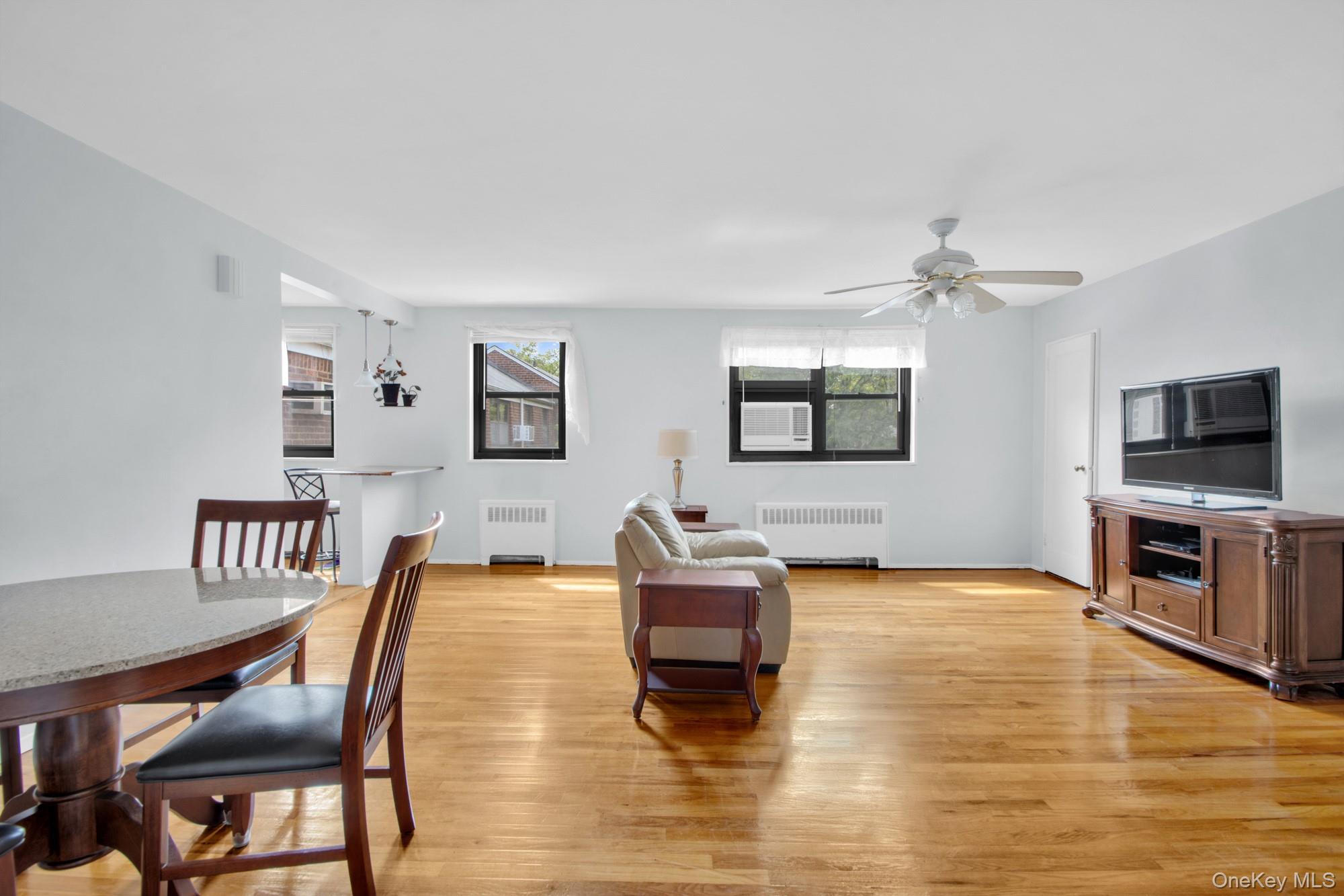 21-29 Utopia Parkway # Upstairs, Whitestone, NY 11357