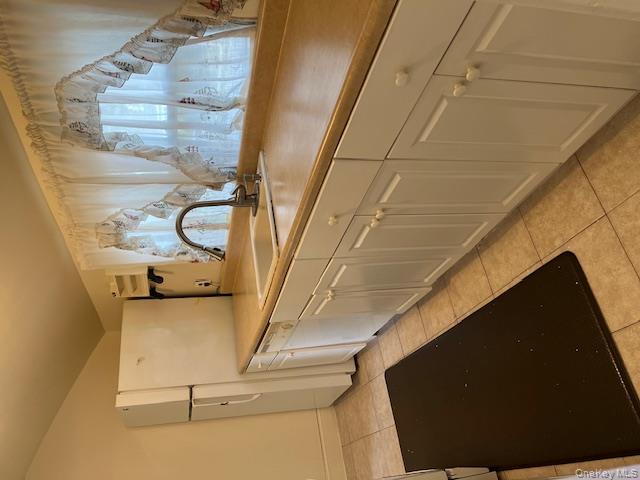 299 Linden Avenue, Westbury, NY 11590