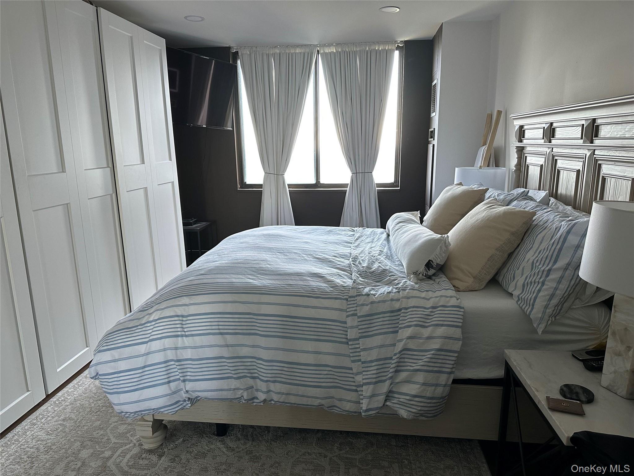 27110 Grand Central Parkway # 33T, Floral Park, NY 11005