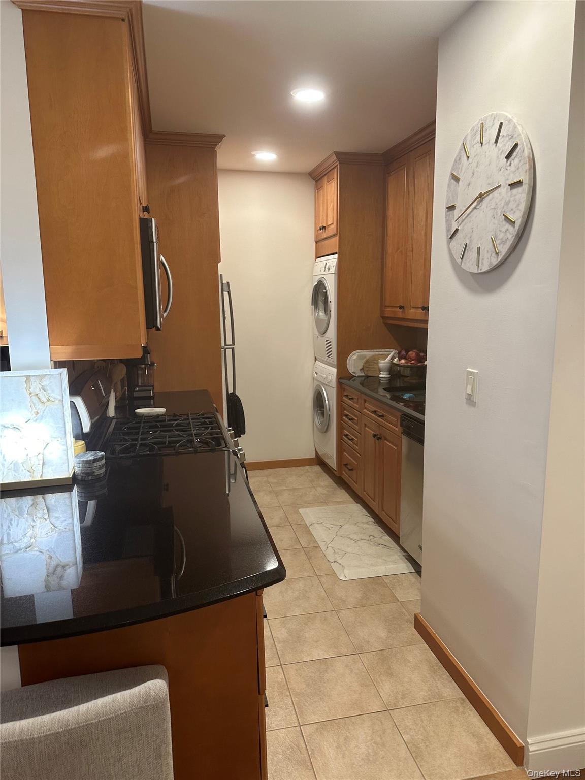 27110 Grand Central Parkway # 33T, Floral Park, NY 11005