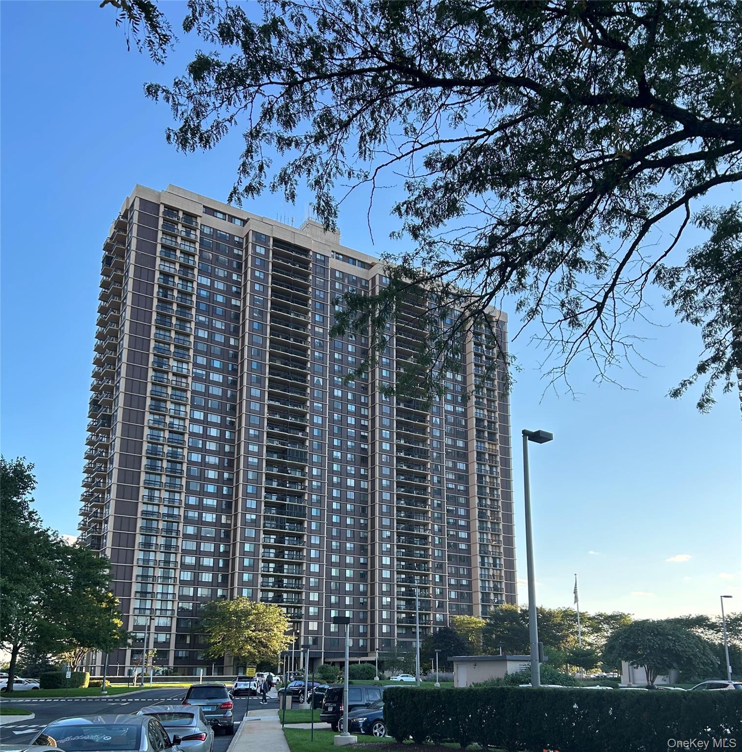 27110 Grand Central Parkway # 33T, Floral Park, NY 11005