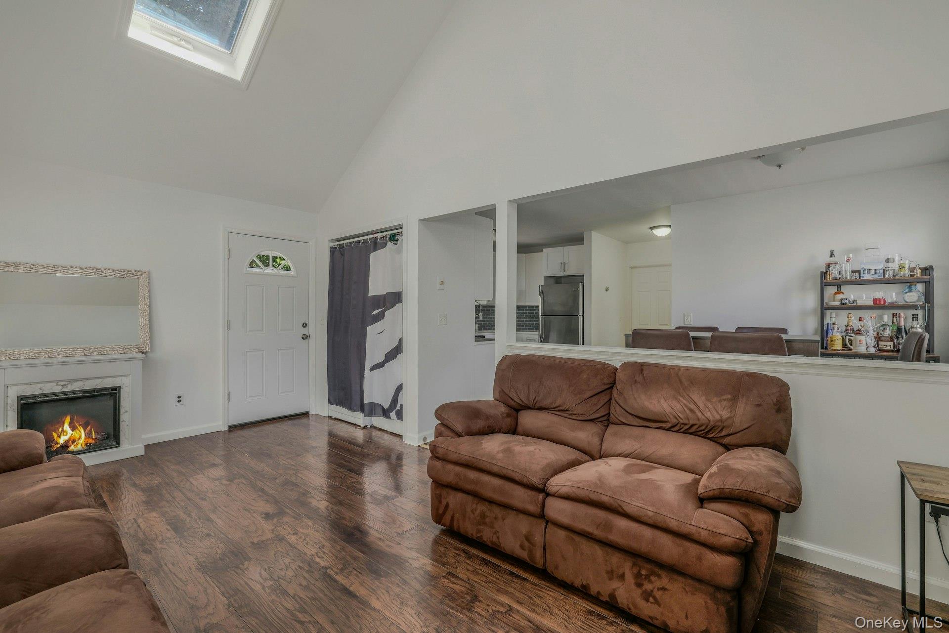 8 Holbrook Street, Bay Shore, NY 11706