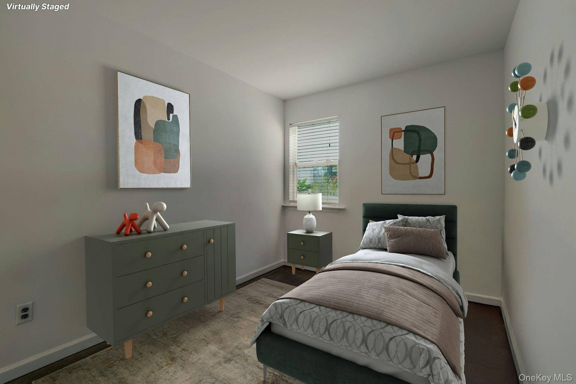 8 Holbrook Street, Bay Shore, NY 11706