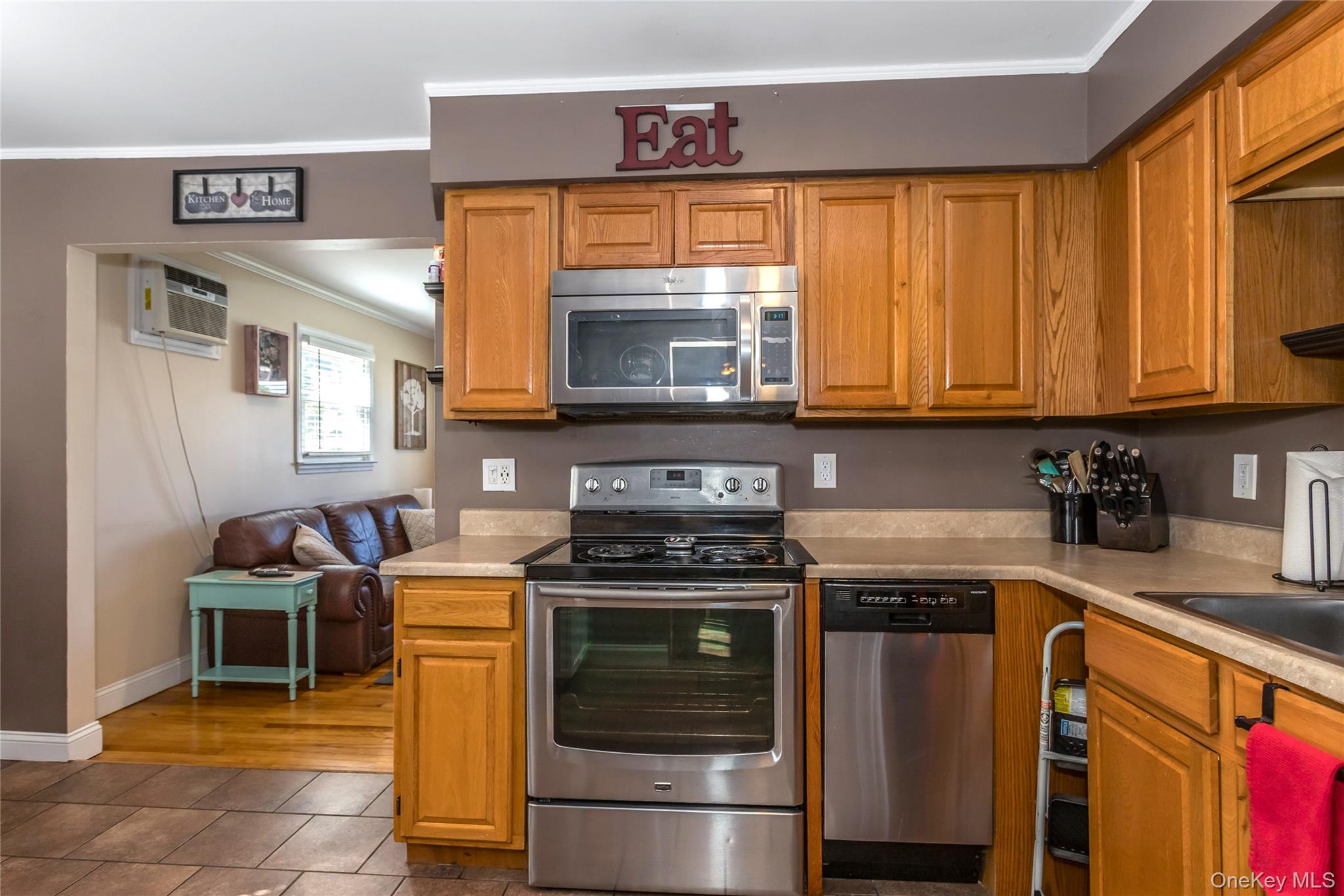 174 N Nassau Avenue, Massapequa, NY 11758