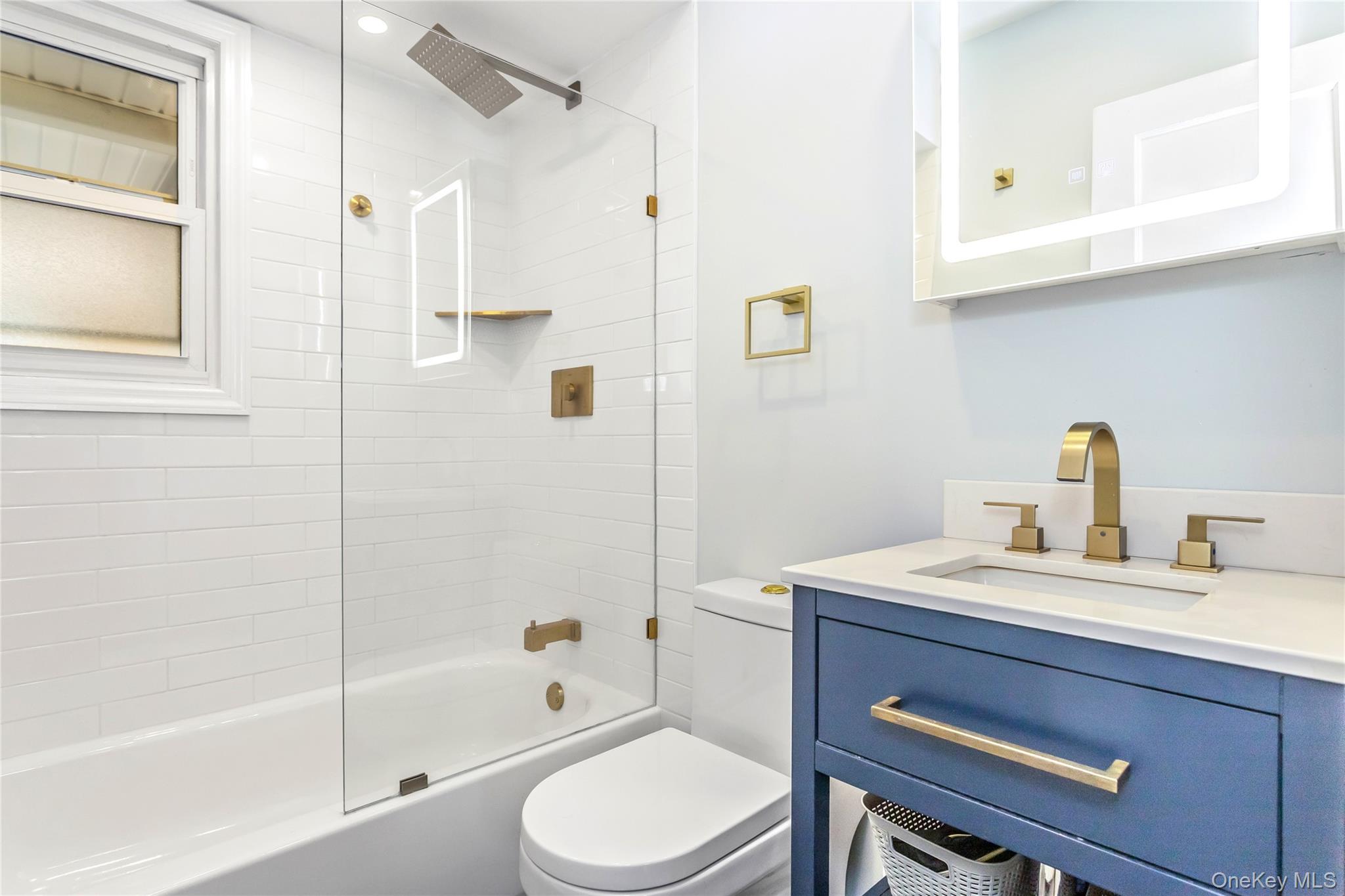 174 N Nassau Avenue, Massapequa, NY 11758