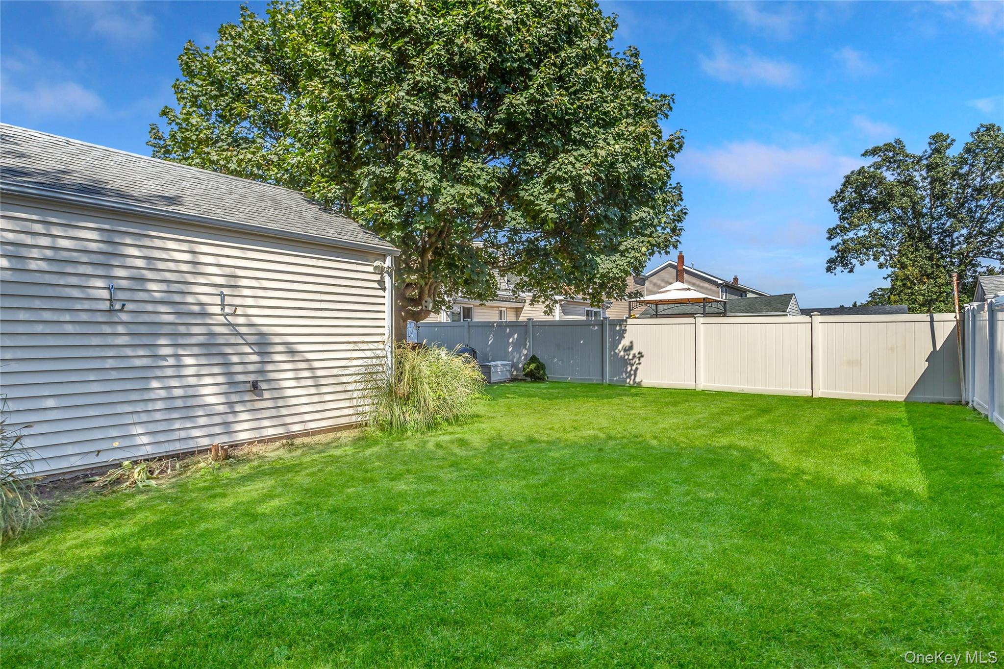 174 N Nassau Avenue, Massapequa, NY 11758