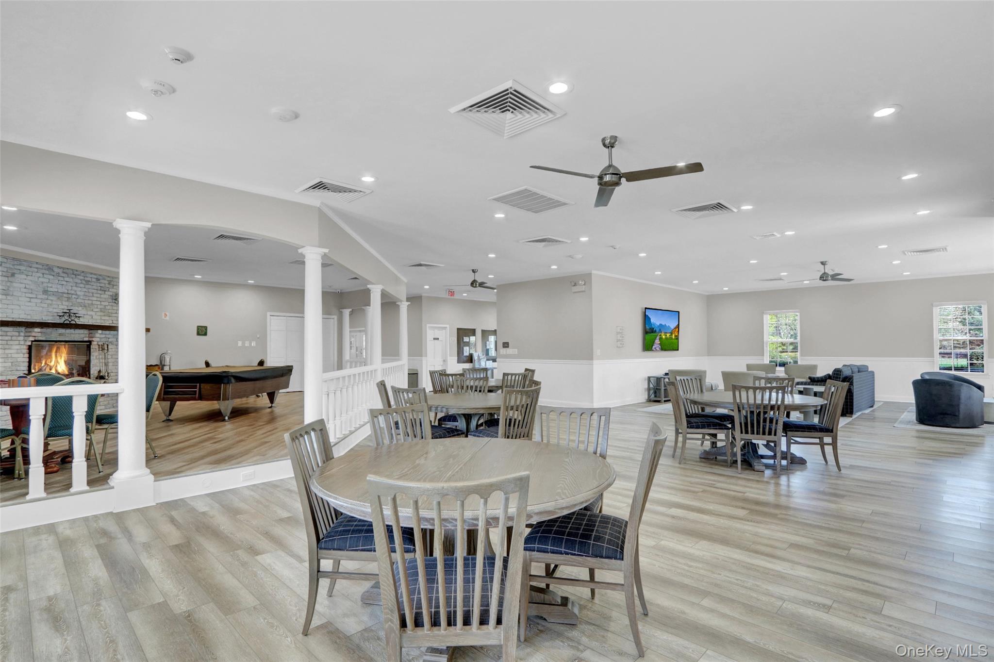 5 Delaware Court, Coram, NY 11727