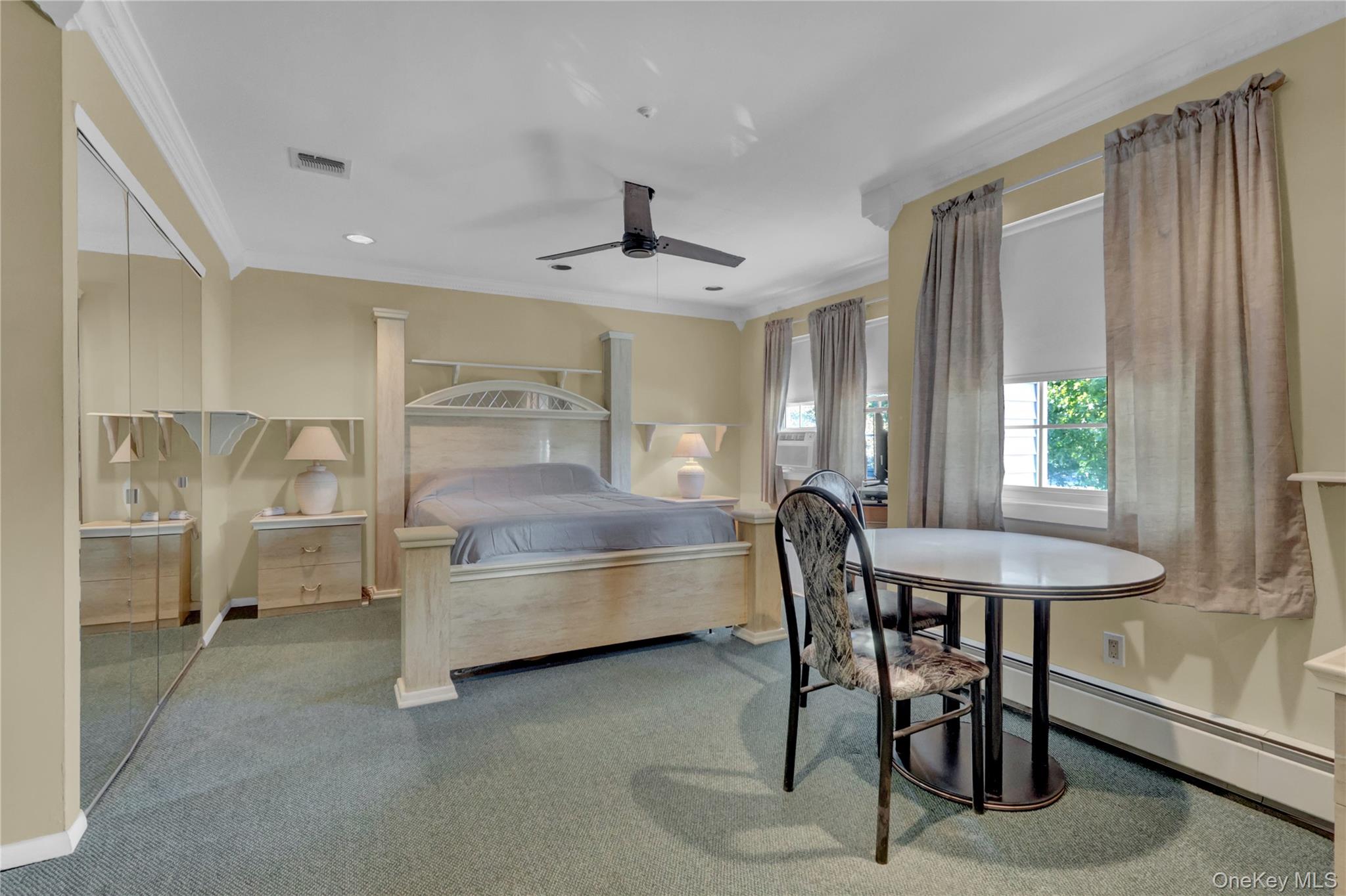 5 Delaware Court, Coram, NY 11727