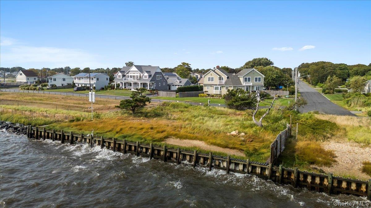 20 S Breeze Drive, East Patchogue, NY 11772